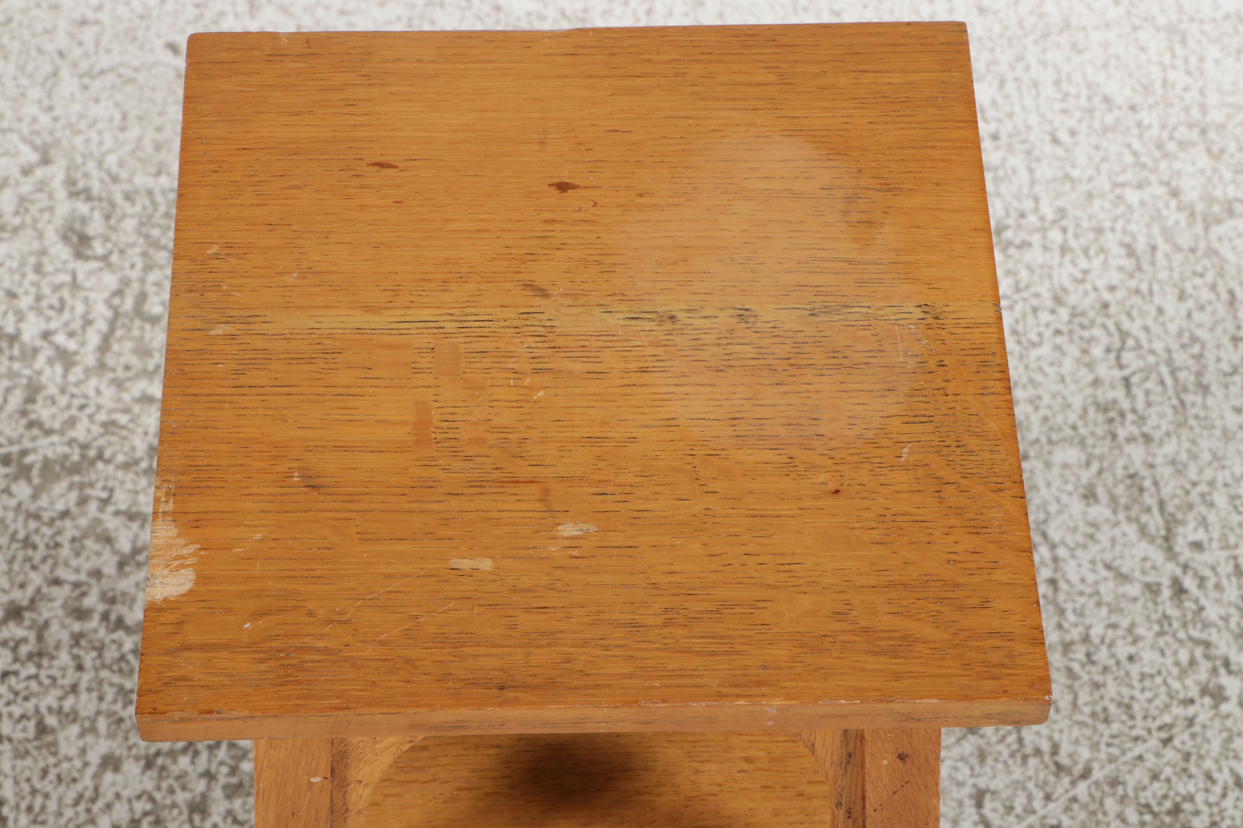 American Arts & Crafts Quarter-Sawn Oak Humidor Pedestal, Early 20th Century