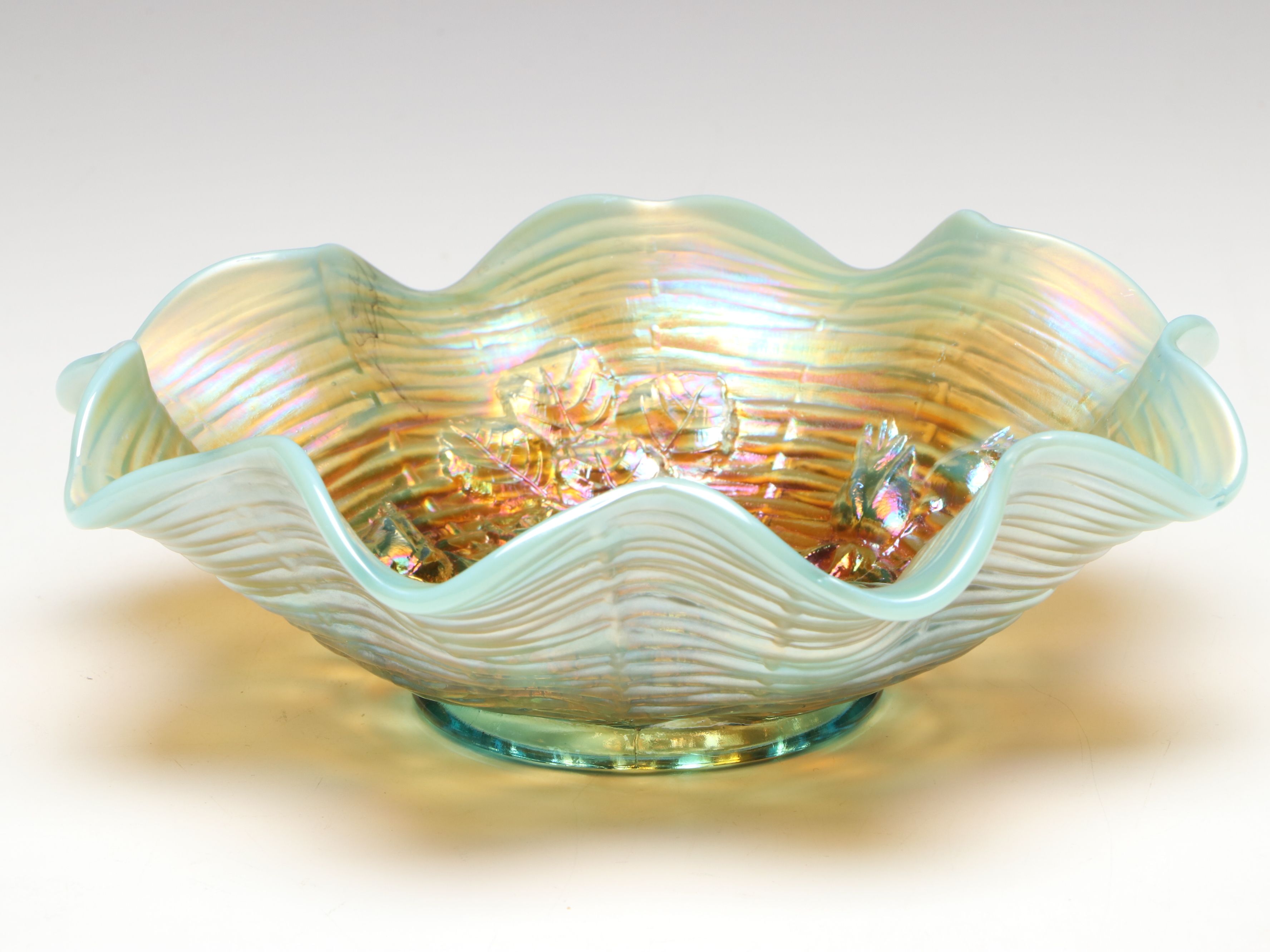 Northwood "Rose Show" Carnival Glass Ruffled Bowl, Early 20th Century