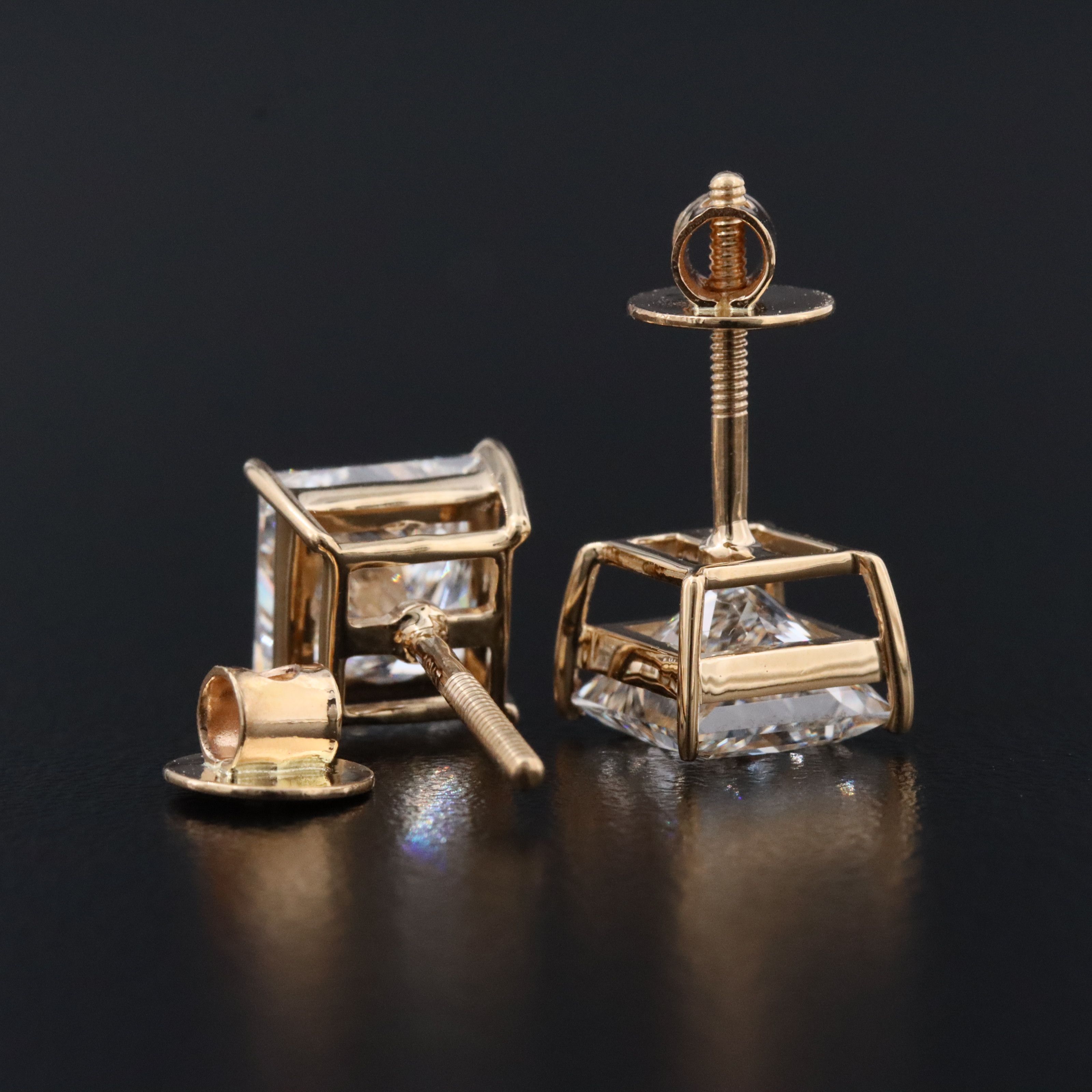 18K 4.09 CT Lab Grown Diamond Stud Earrings with IGI Report