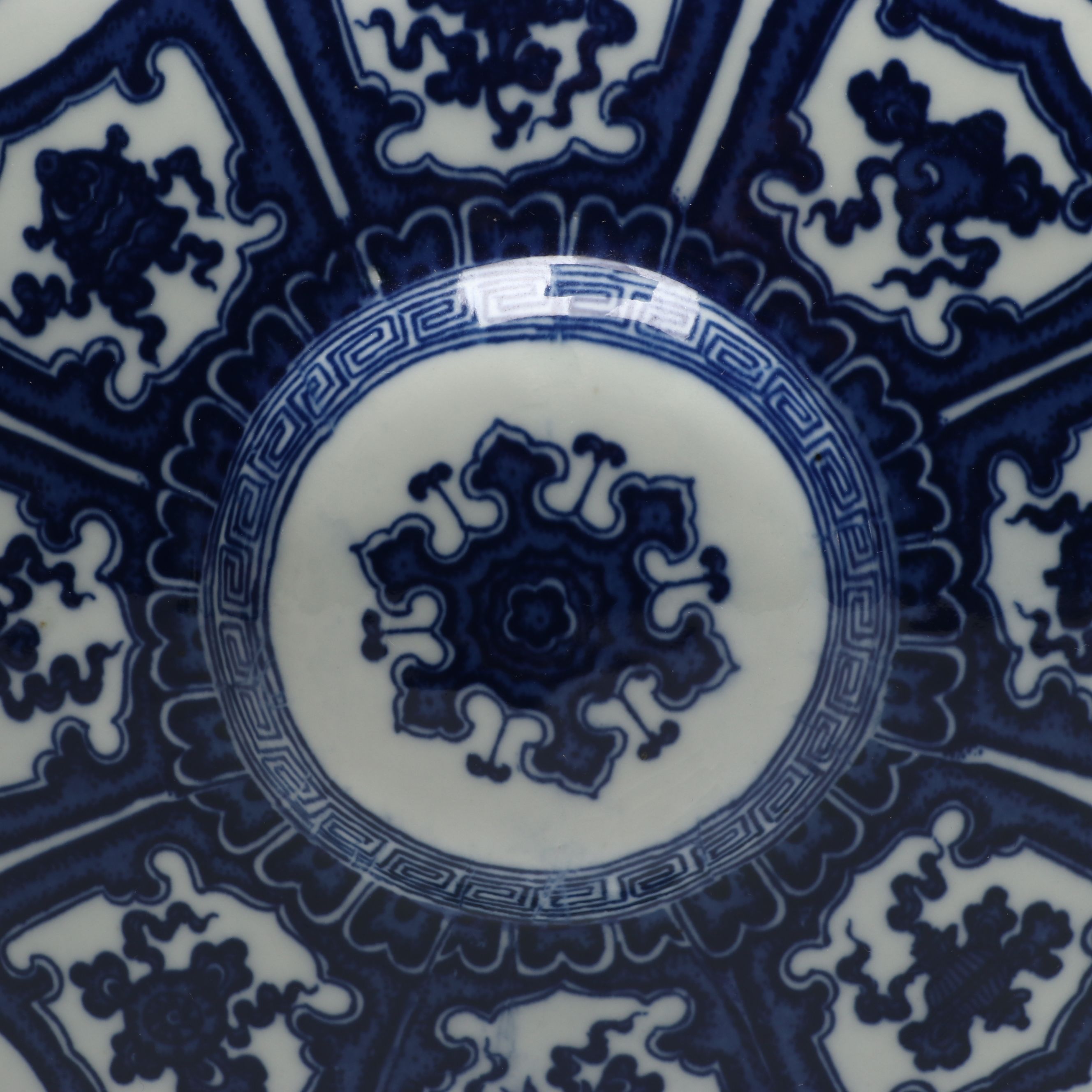 Chinese Blue and White Floral Porcelain Vases