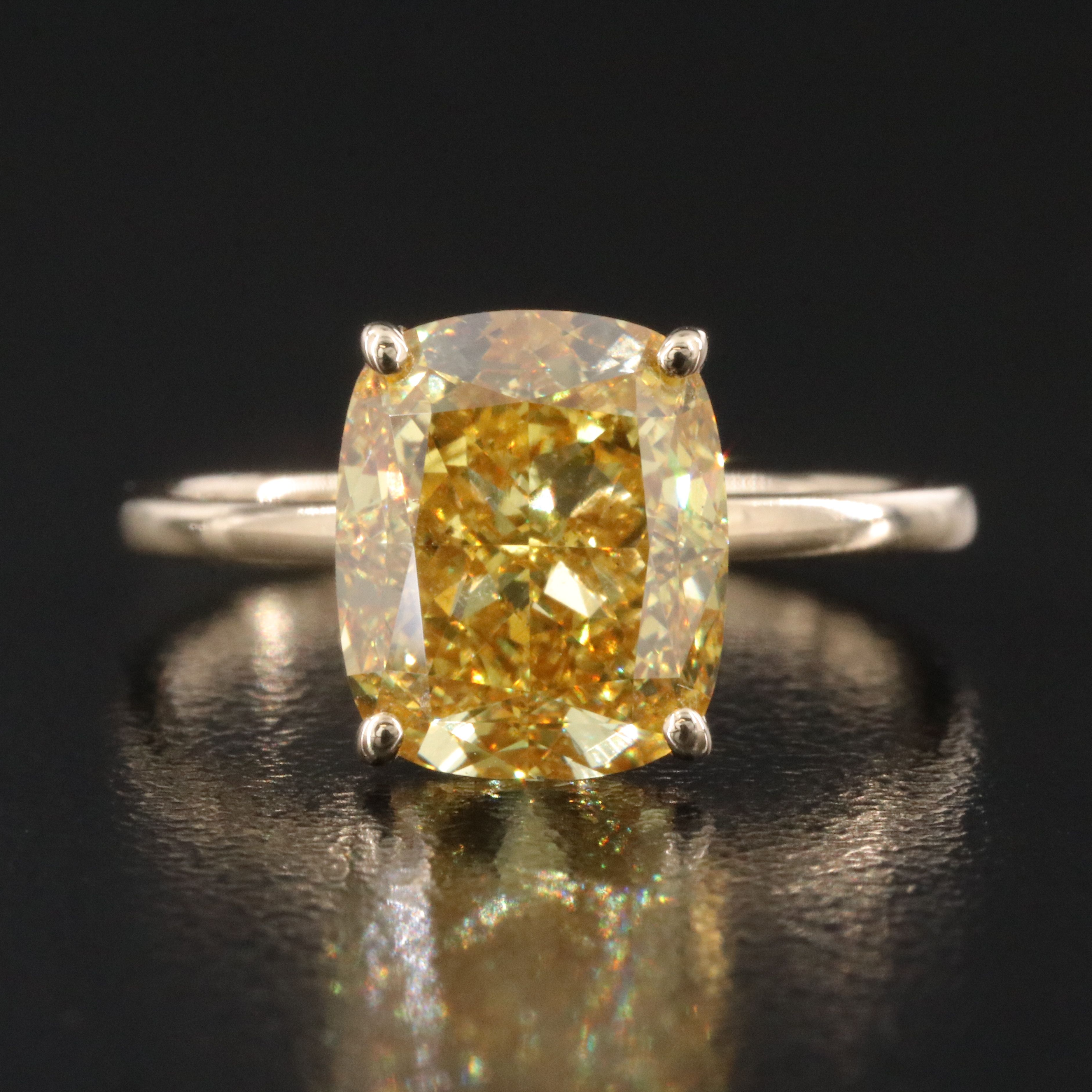 14K 4.00 CT Lab Grown Fancy Vivid Yellow Diamond Solitaire Ring with IGI Report