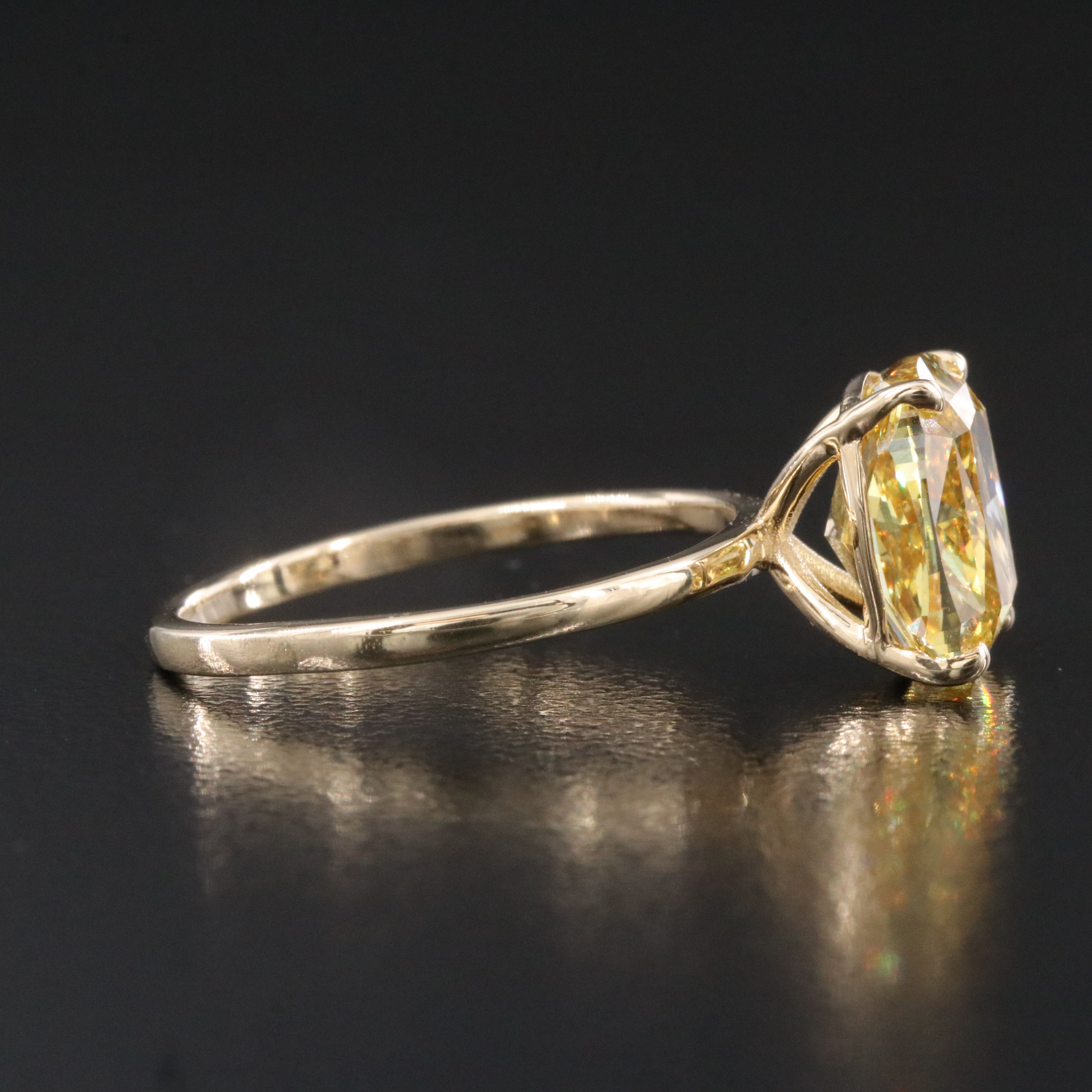 14K 4.00 CT Lab Grown Fancy Vivid Yellow Diamond Solitaire Ring with IGI Report