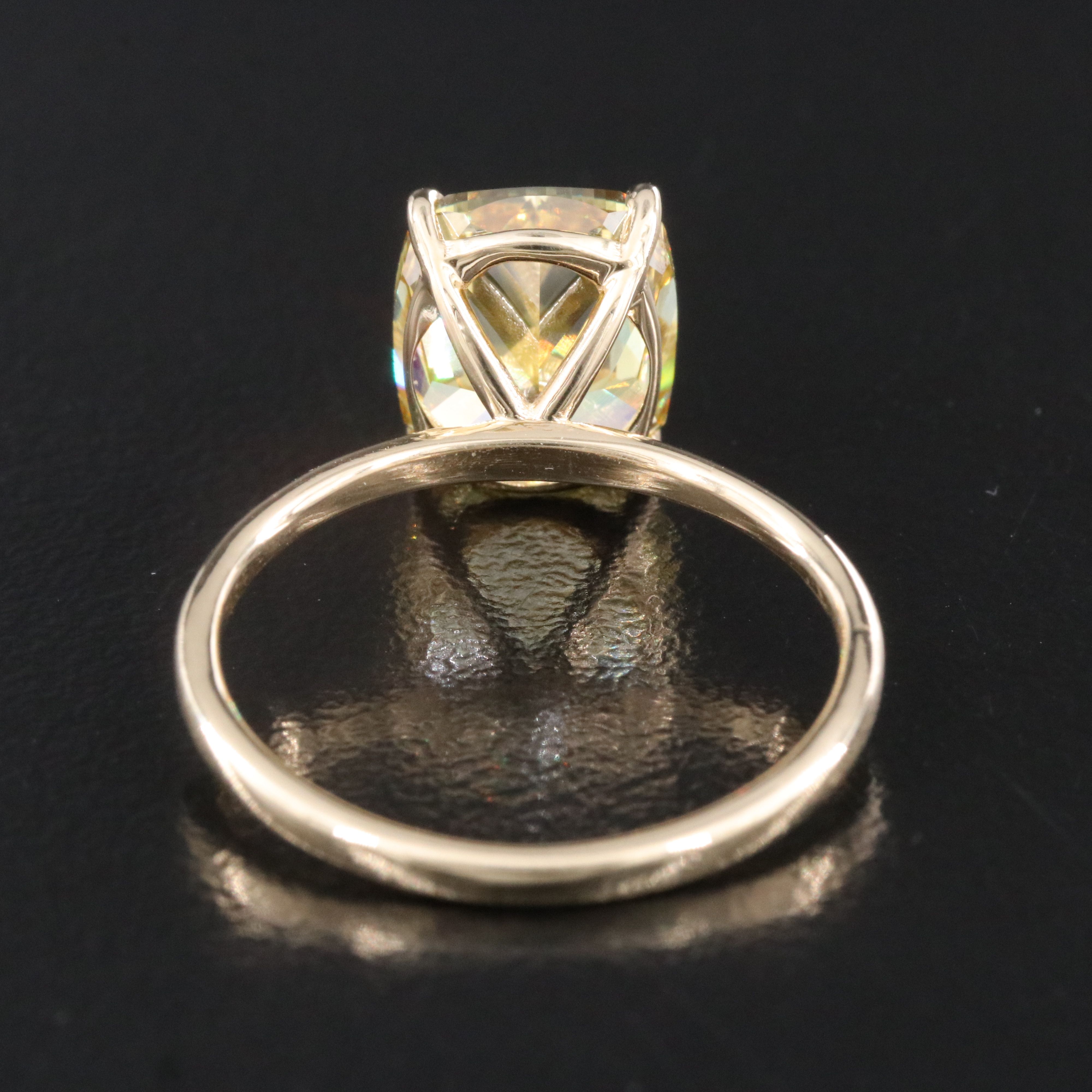 14K 4.00 CT Lab Grown Fancy Vivid Yellow Diamond Solitaire Ring with IGI Report