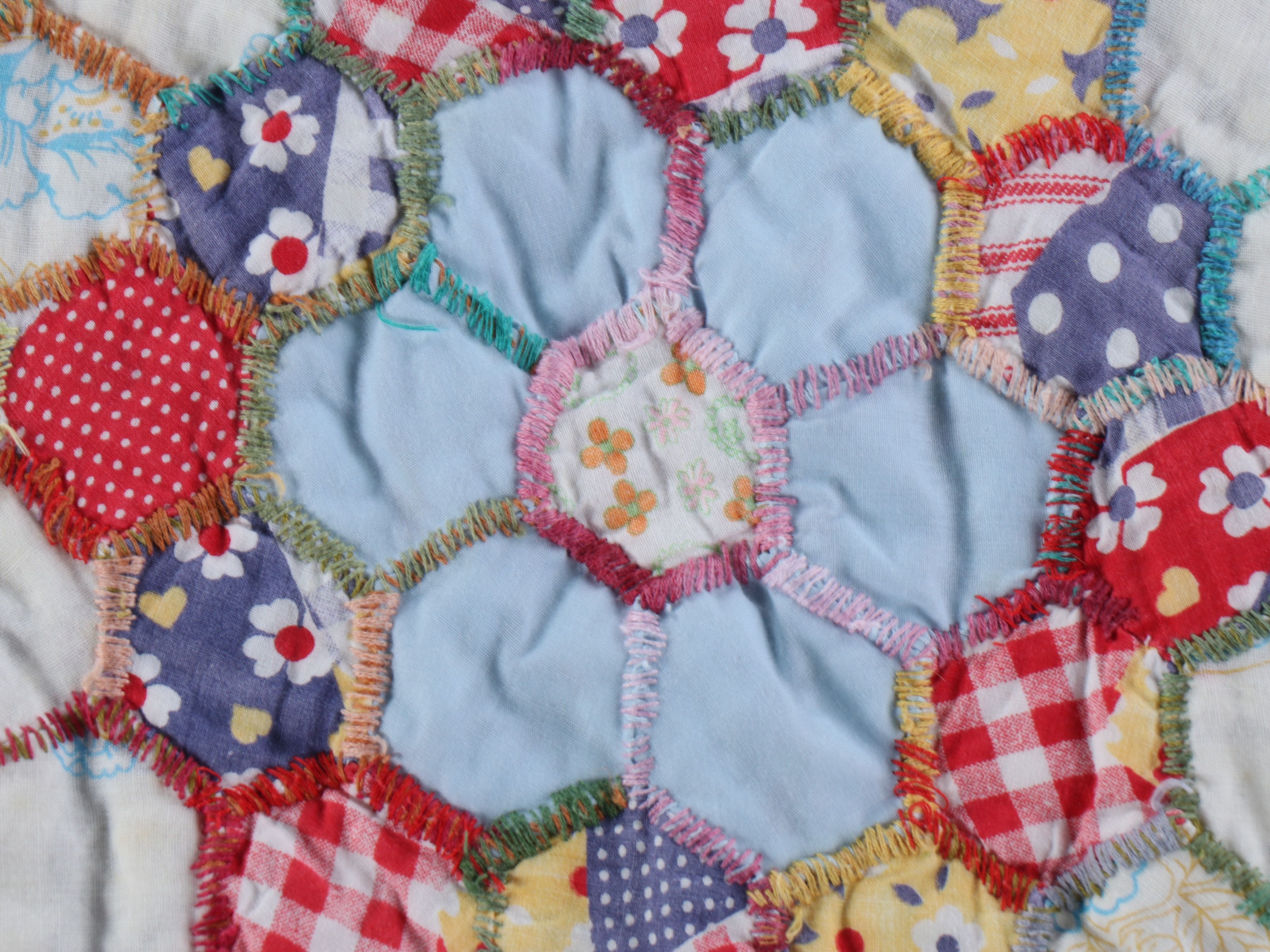 Hand-Pieced "Grandmother's Flower Garden" Yo-Yo Cotton Quilt