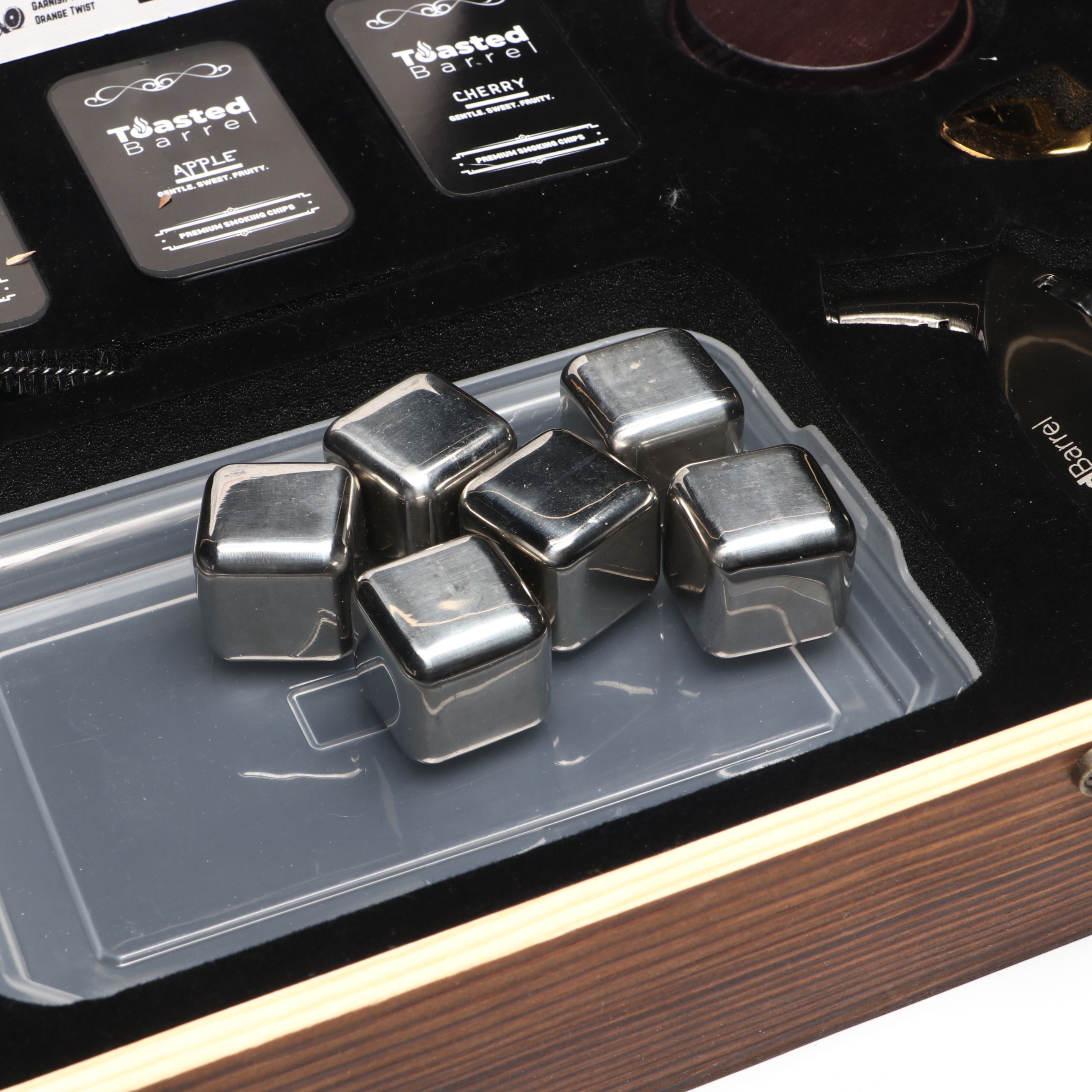 Toasted Barrel Bourbon Smoking Set with Ice Bucket and More Accessories