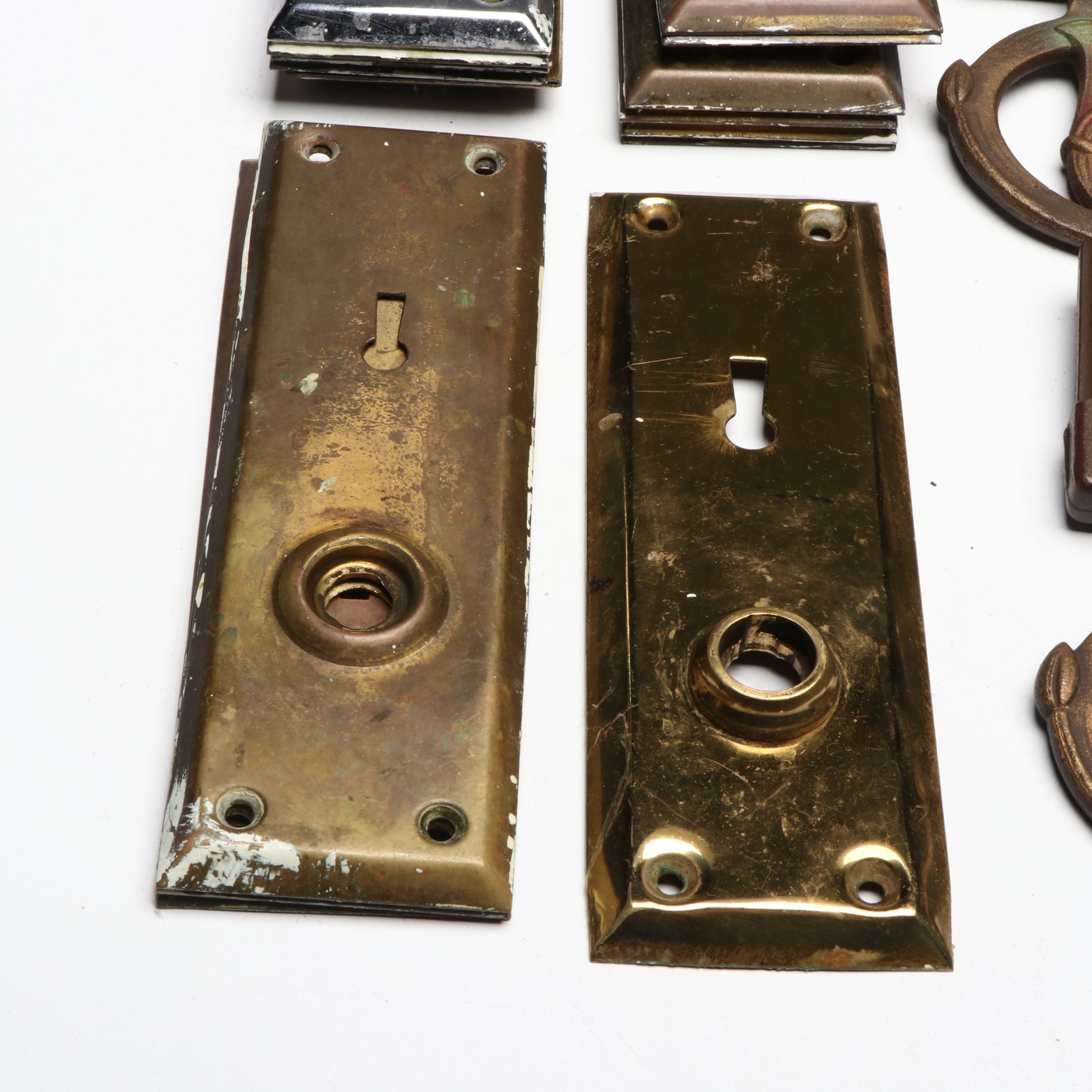 Art Nouveau Swing Arm Curtain Rods with Vintage Brass Finish Doorknobs