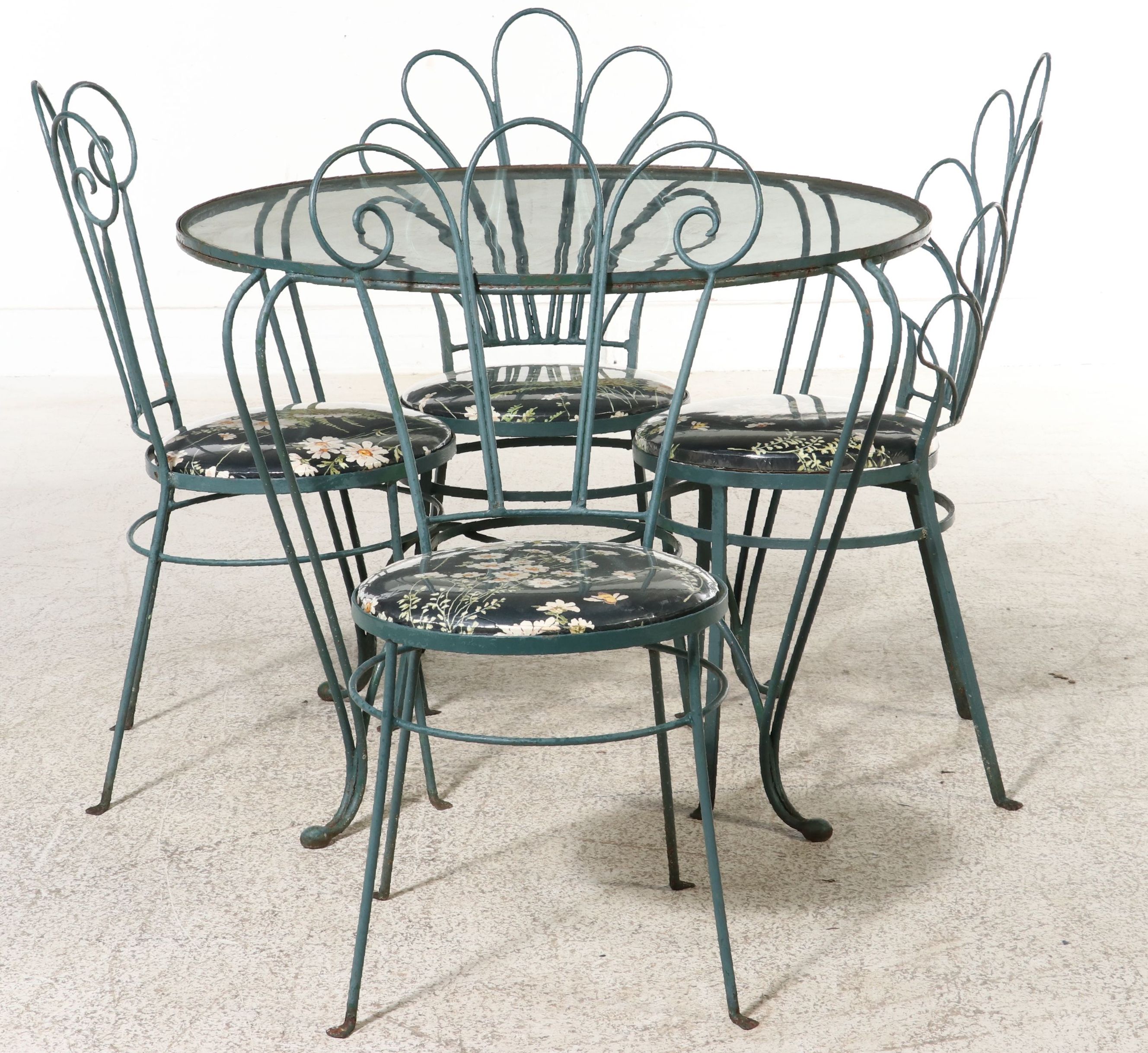 Green-Painted Wrought Iron Five-Piece Patio Dining Set, Late 20th Century