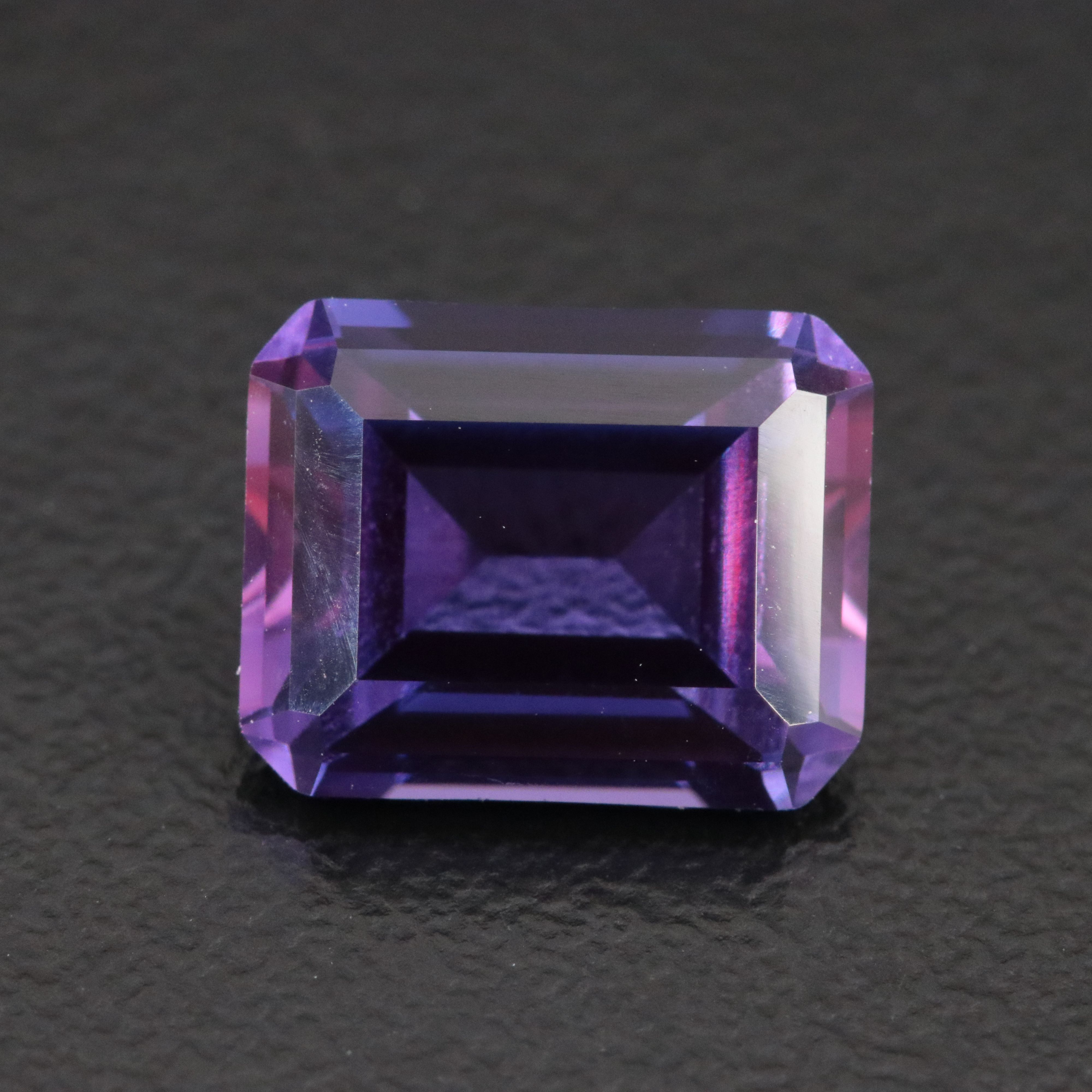 Loose 4.40 CT Lab Grown Color Change Sapphire