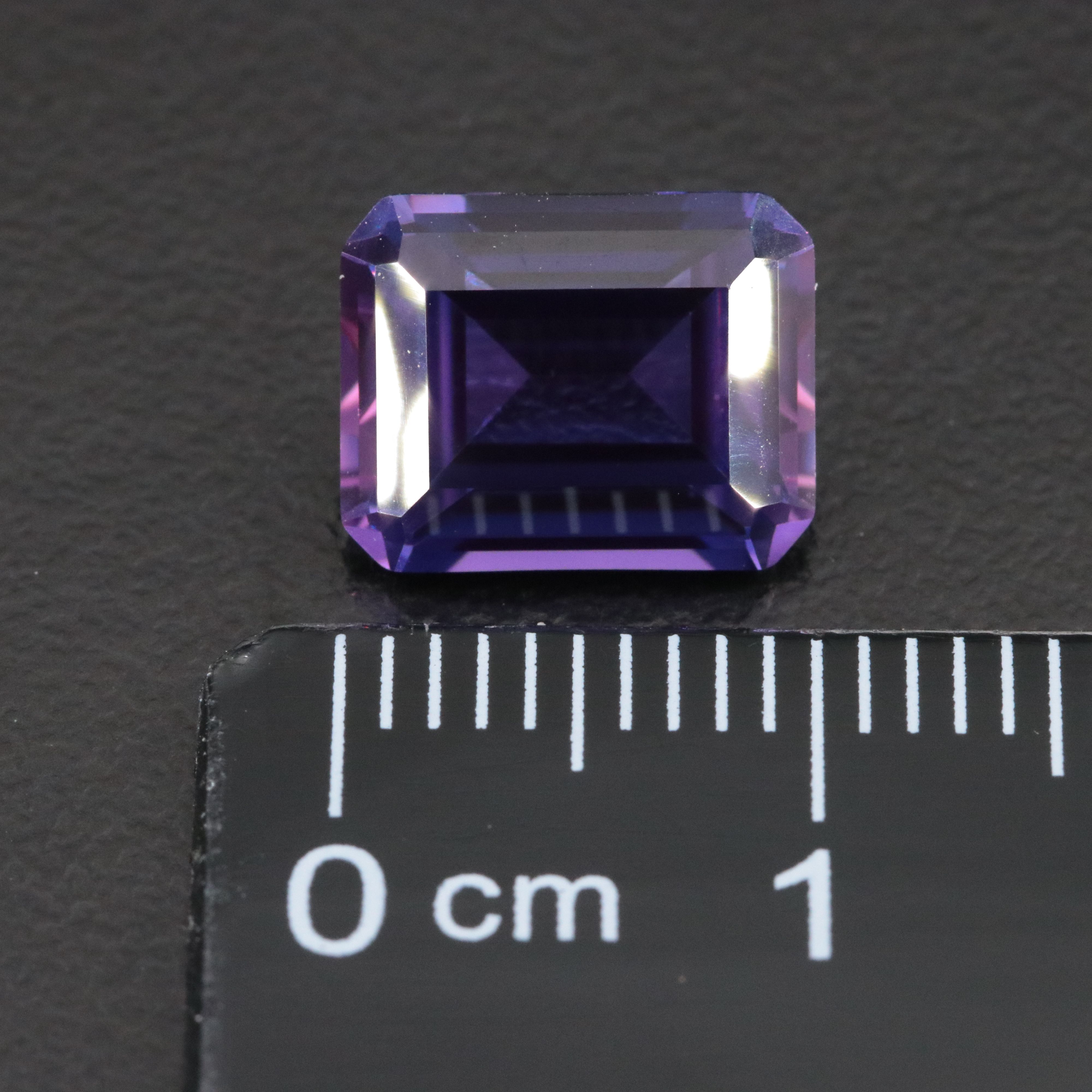Loose 4.40 CT Lab Grown Color Change Sapphire