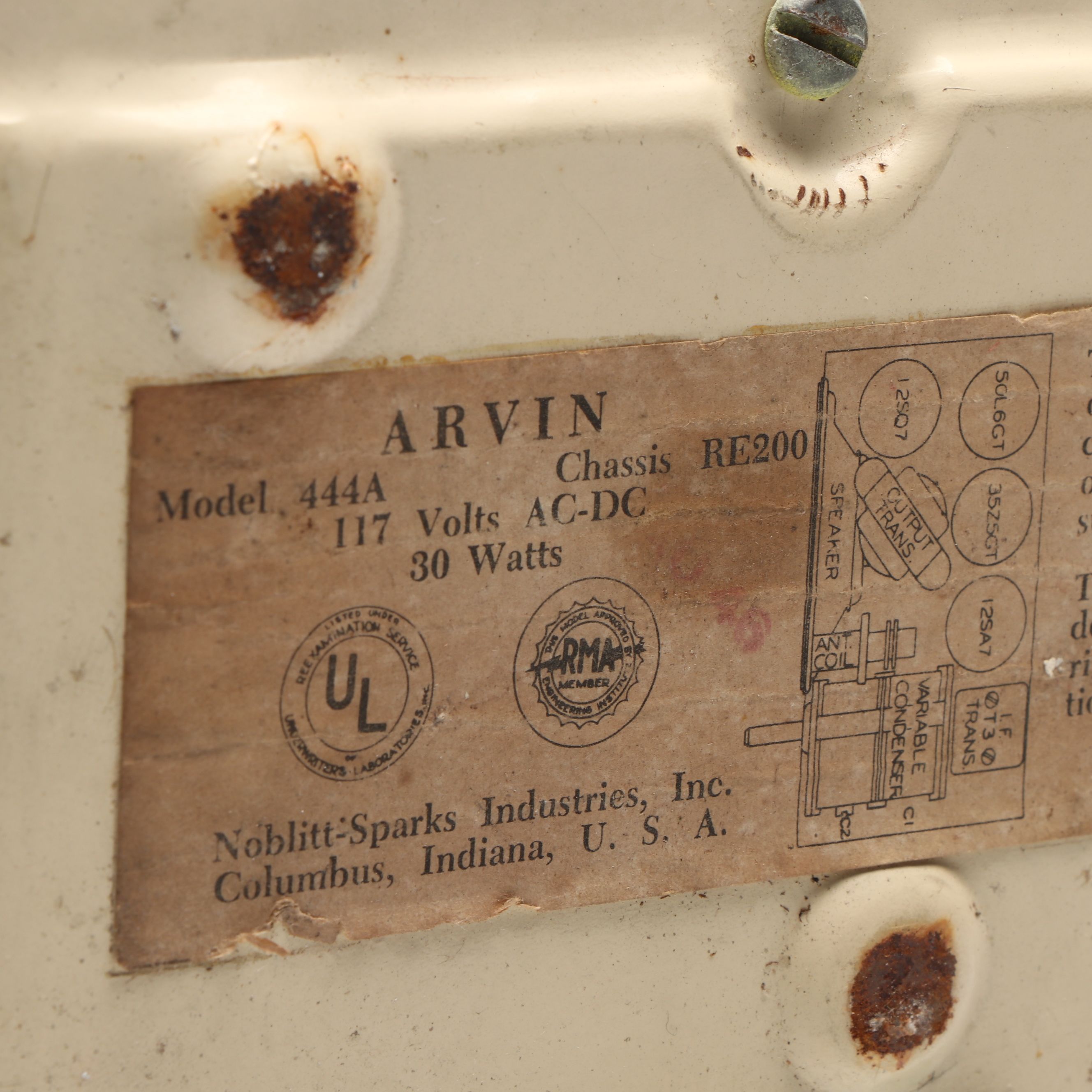 Arvin Model 444A Desktop Tube Radio, Mid-20th Century