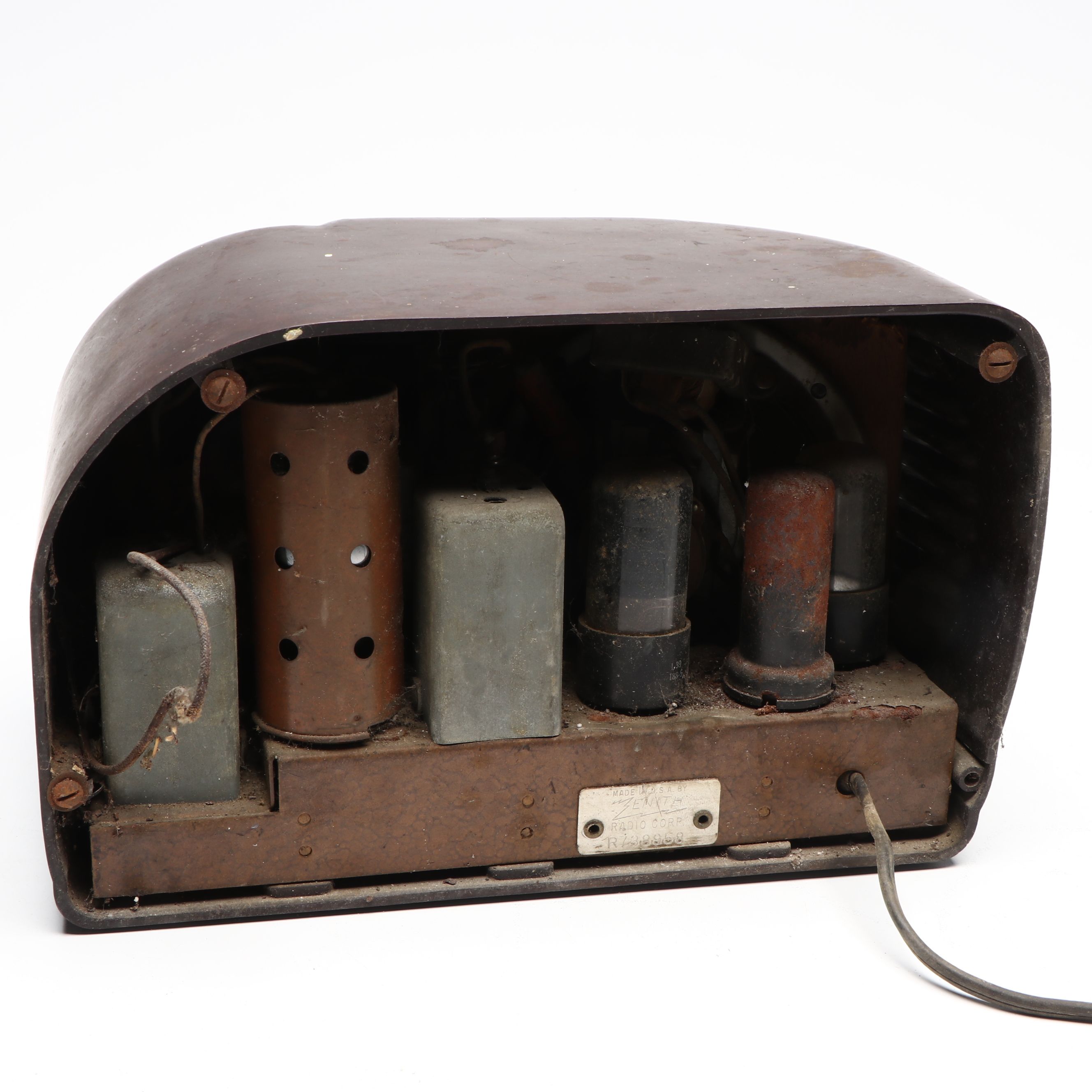 Zenith Bakelite Tabletop Radio, Mid-20th Century