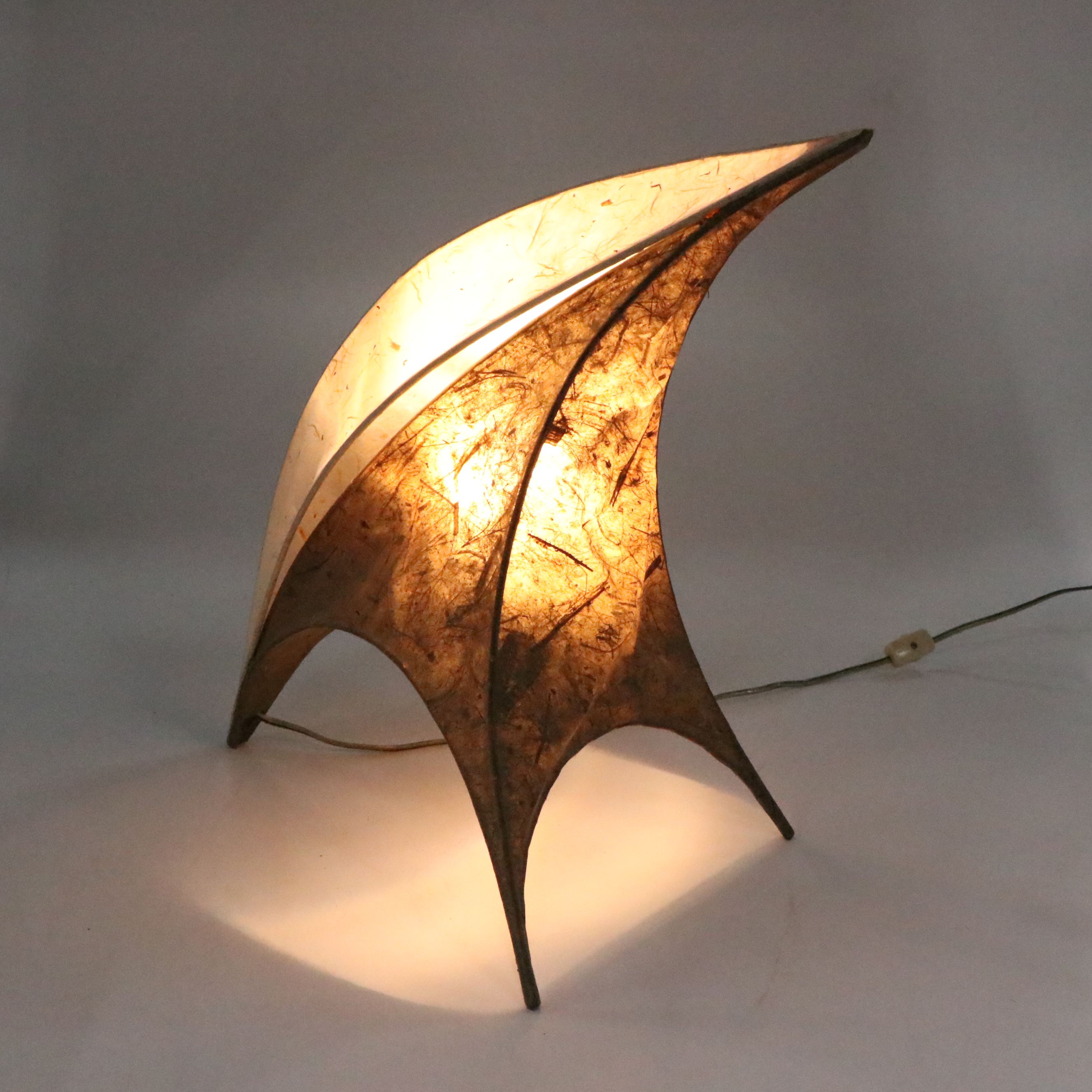 Abstract Two-Tone Paper Accent Lamp