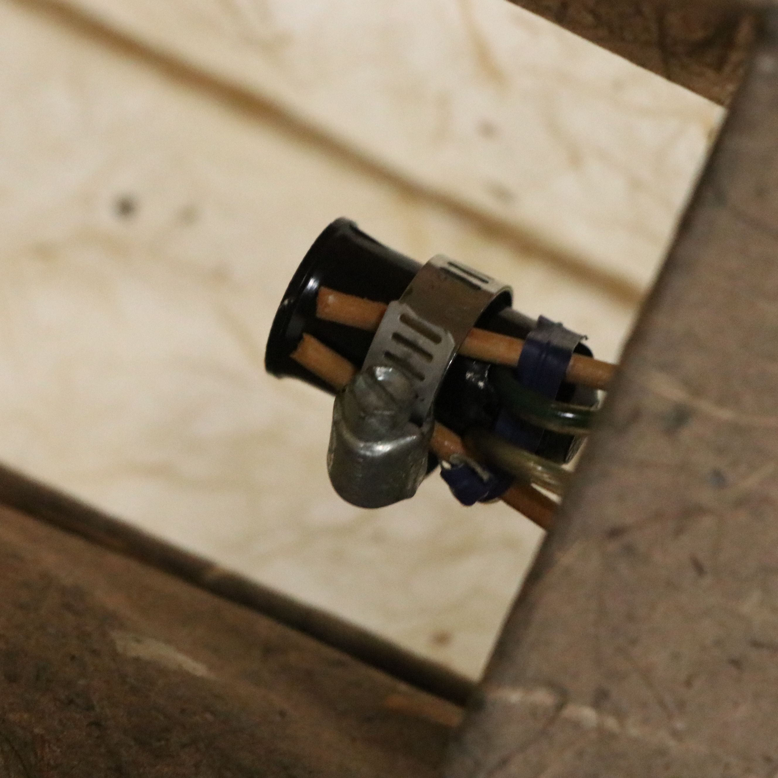 Abstract Two-Tone Paper Accent Lamp