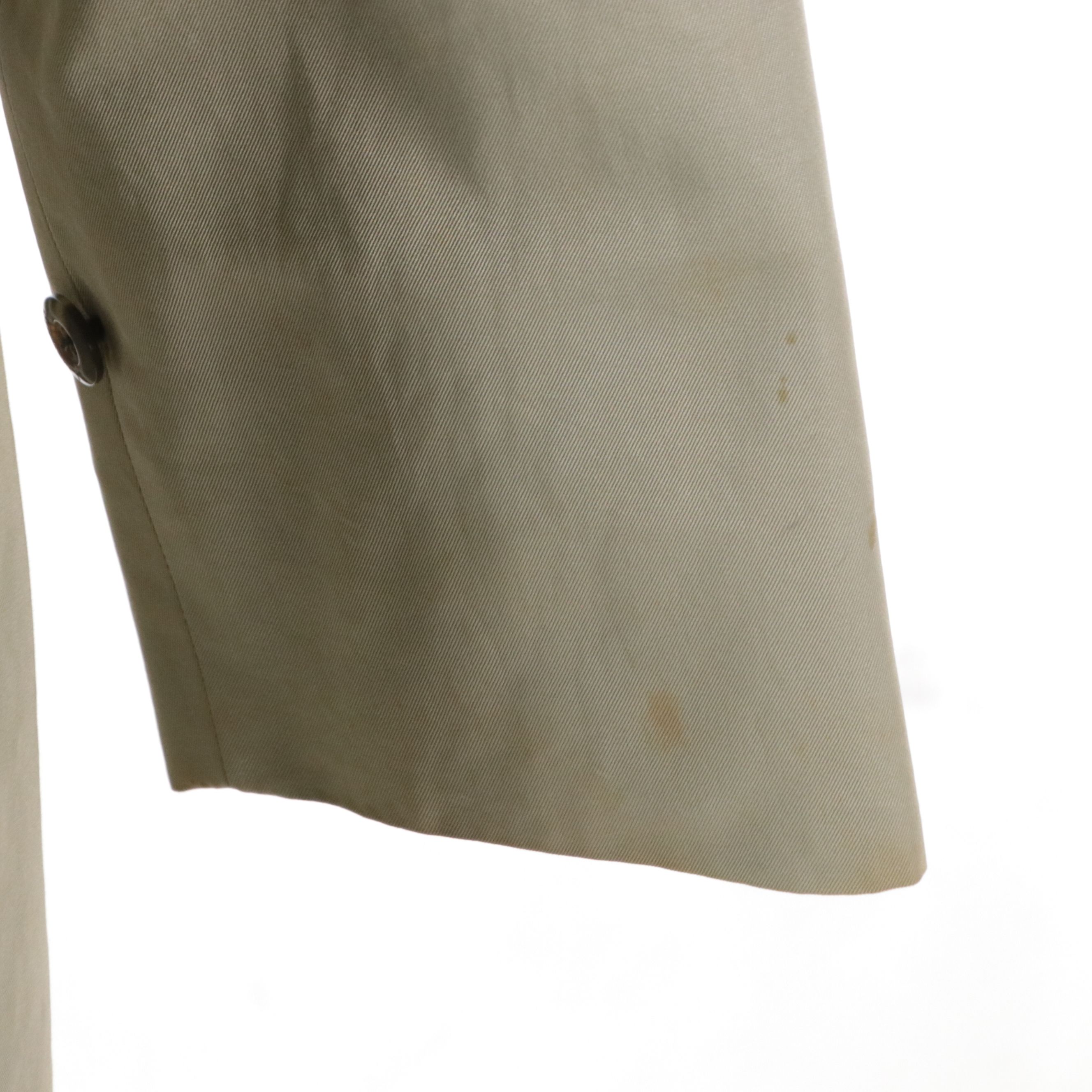 Burberrys Belted Cotton Raincoat with Wool Liner