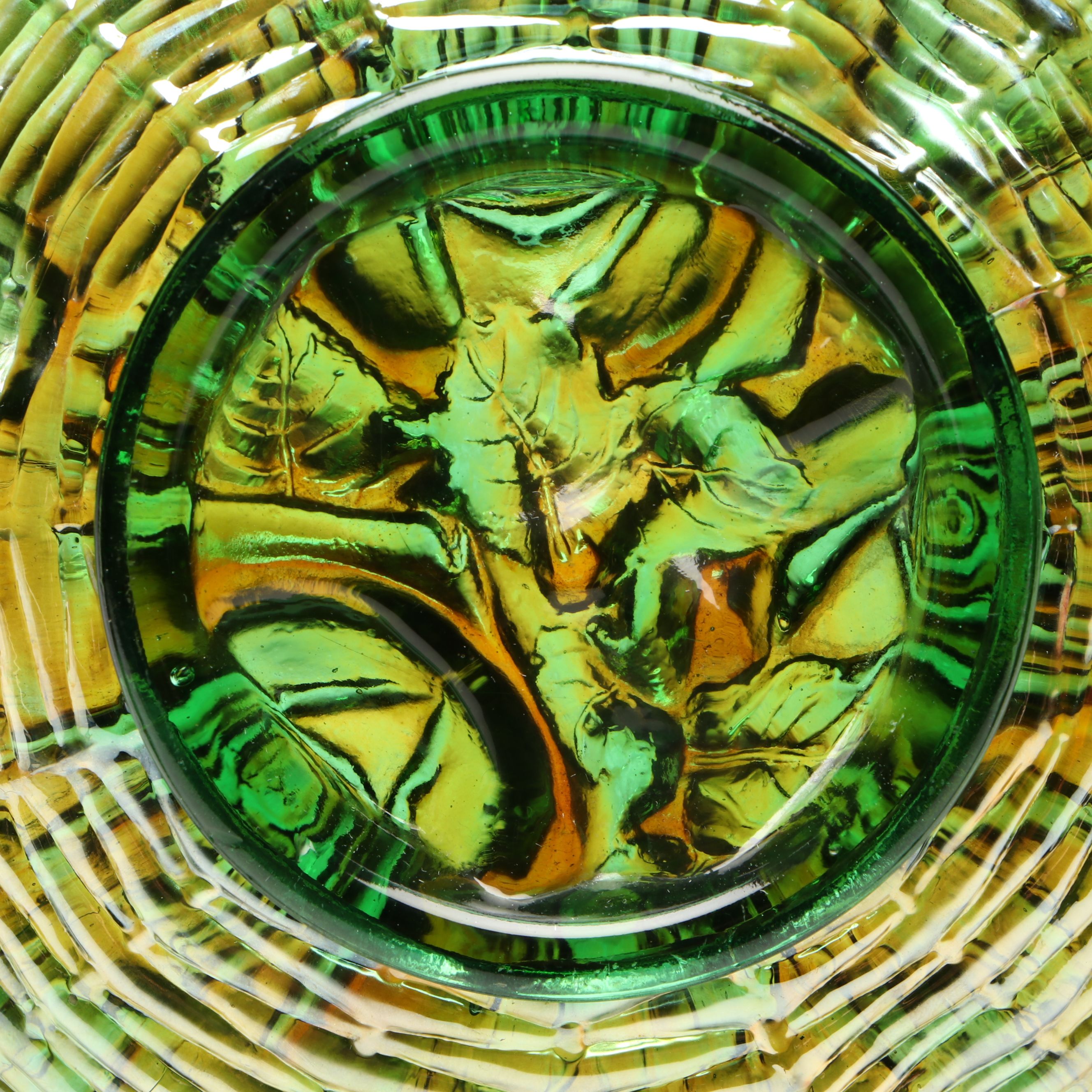 Northwood "Rose Show" Carnival Glass Ruffled Bowl, Early 20th Century