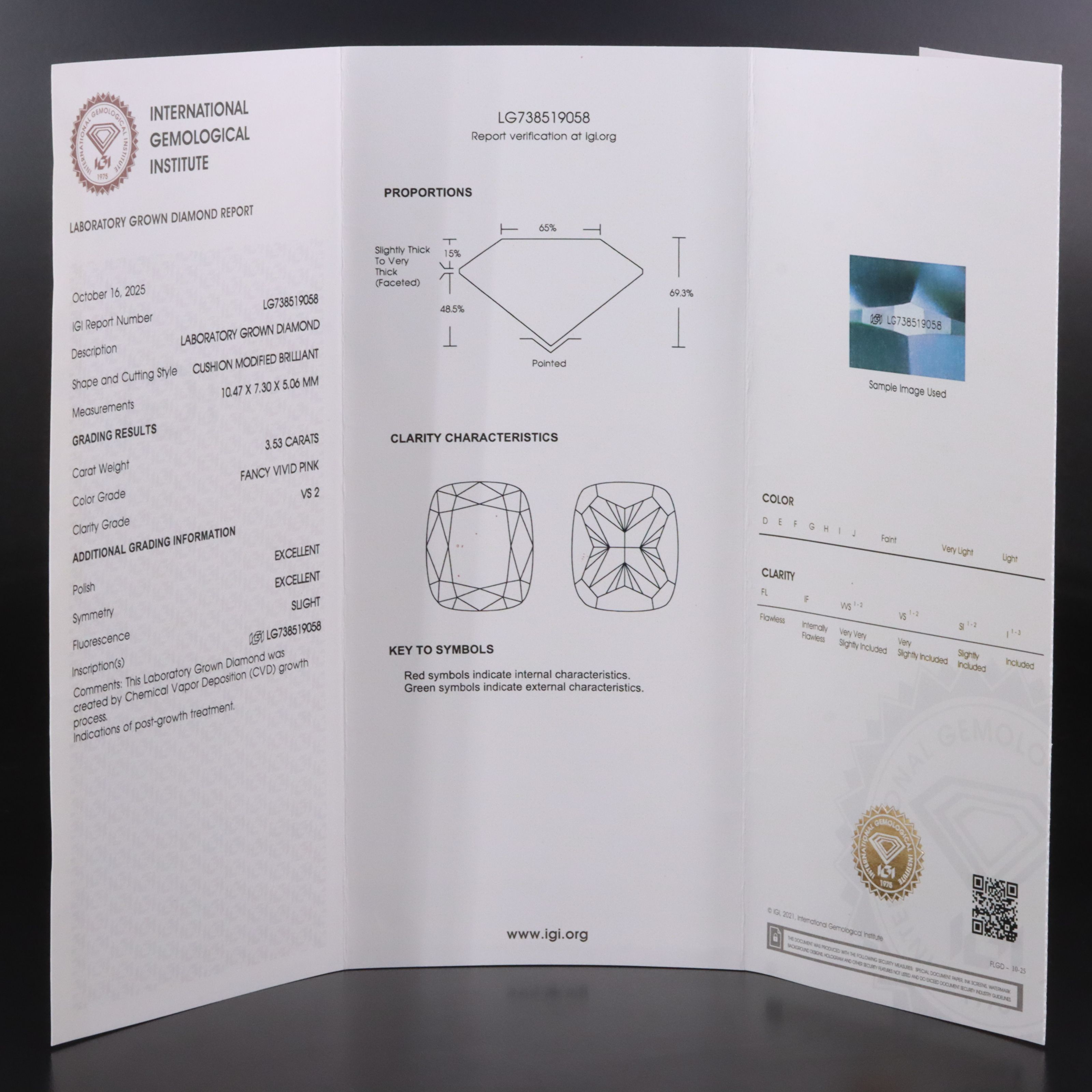 18K 4.07 CTW Lab Grown Diamond Ring with Fancy Vivid Pink Center and IGI Report