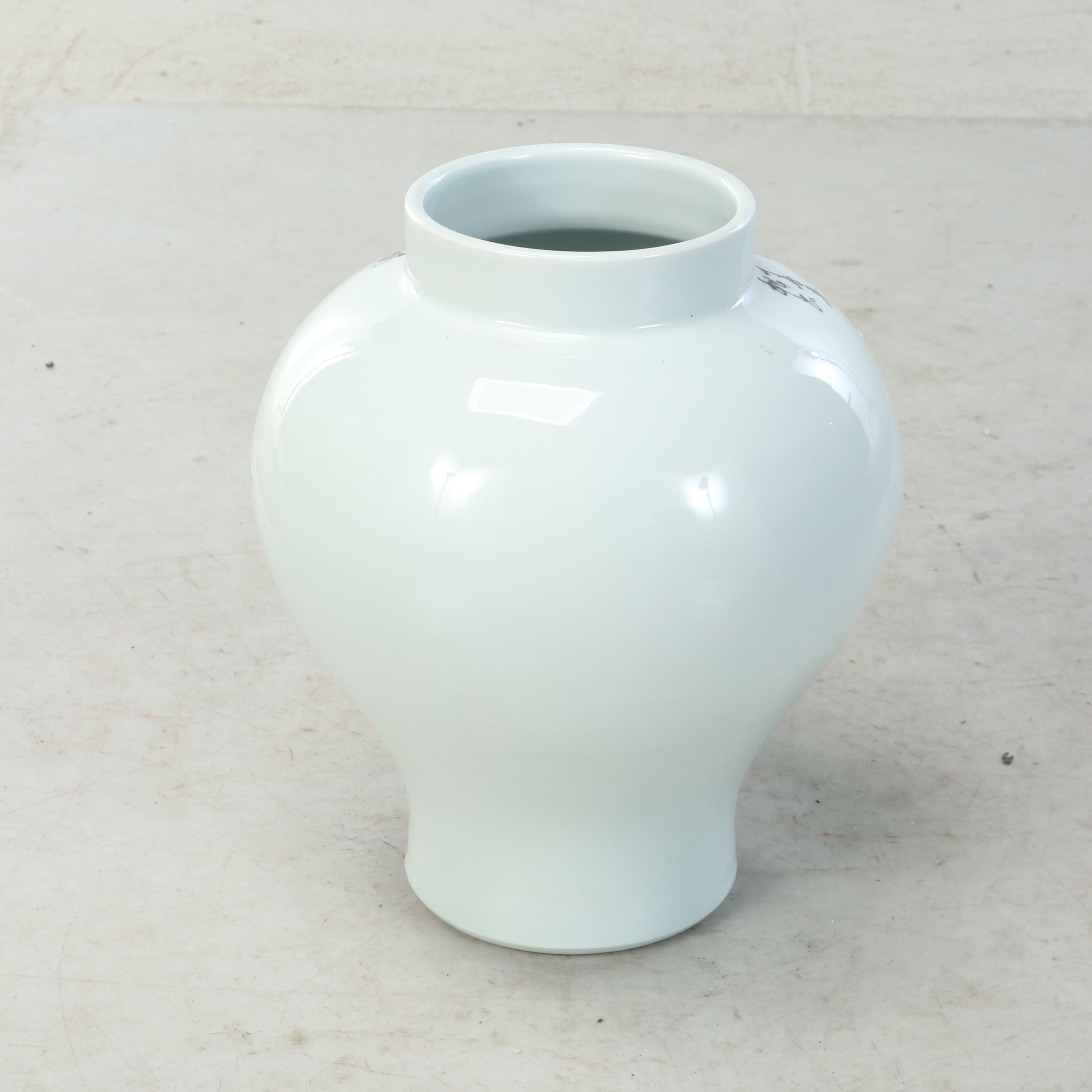 Chinese Cherry Blossom Porcelain Vase