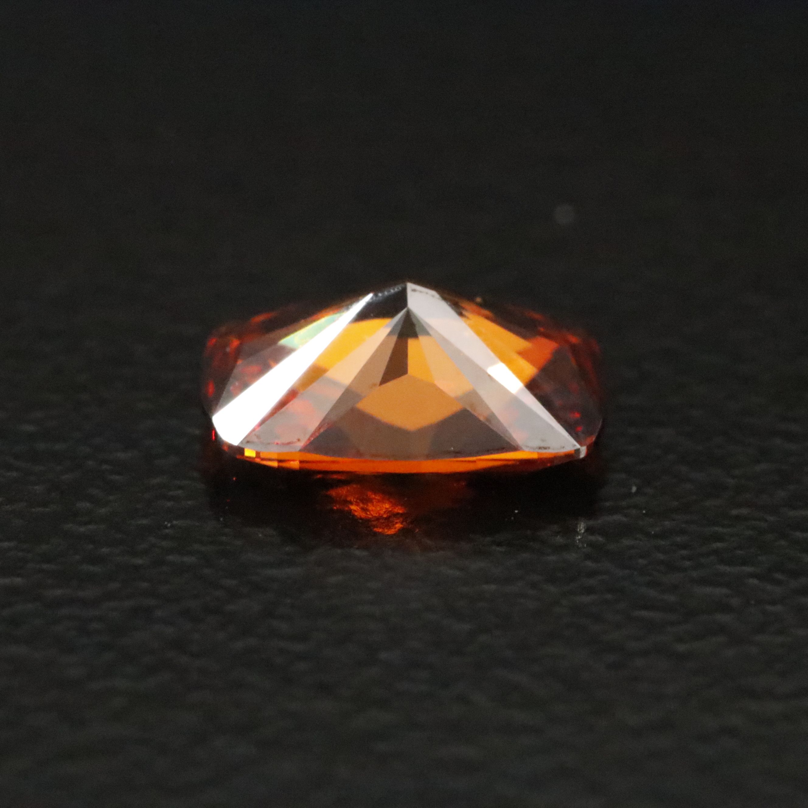Loose 1.00 CT Lab Grown Fancy Vivid Orange Diamond with IGI Report