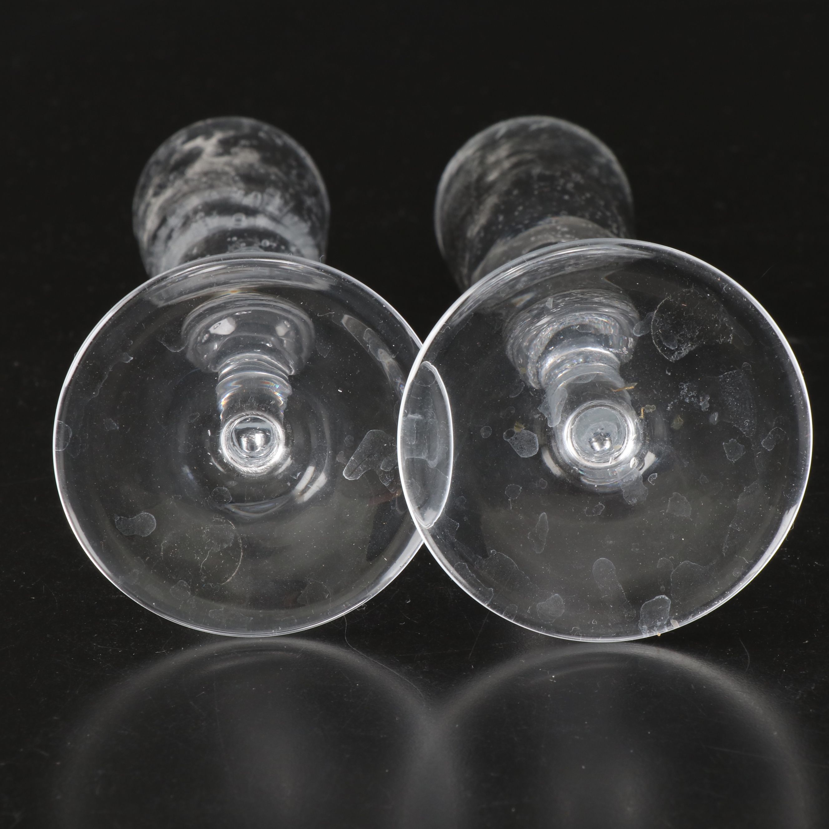 Lalique "Volnay" Crystal Decanter with Mariposa "Bellini" Glass Champagne Flutes