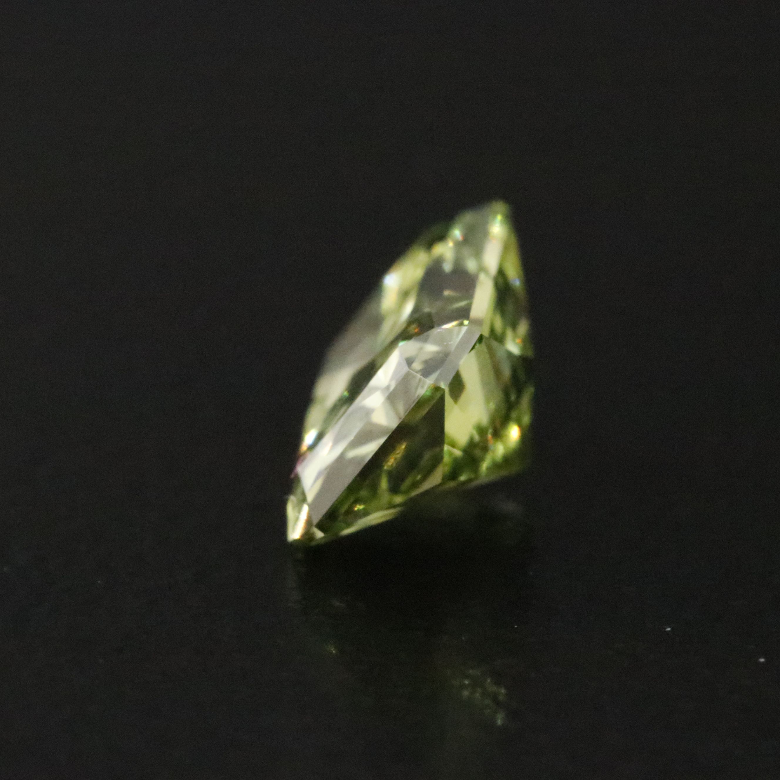 Loose 1.55 CT Lab Grown Fancy Vivid Green Diamond with IGI Report