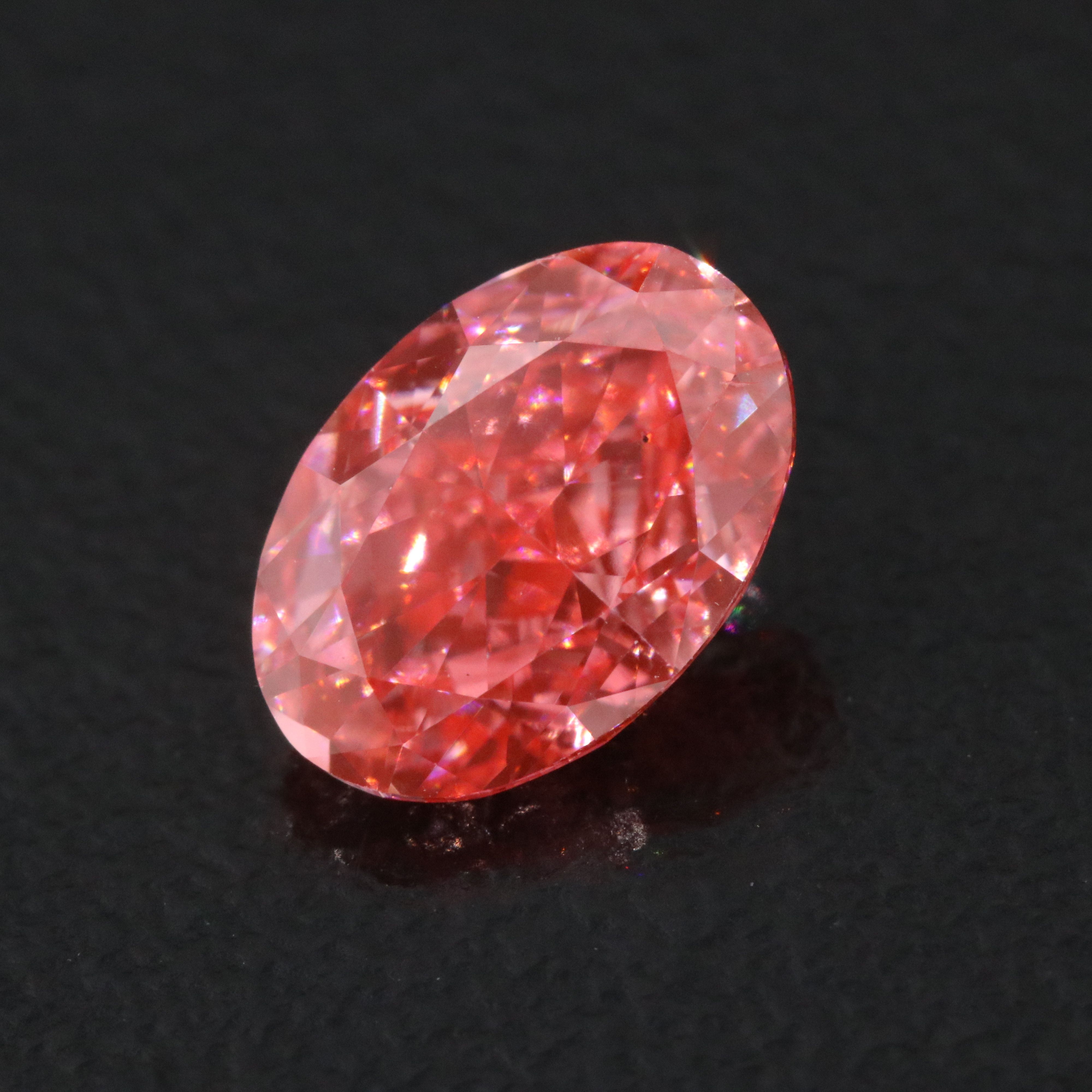 Loose 1.55 CT Lab Grown Fancy Vivid Pink Diamond with IGI Report