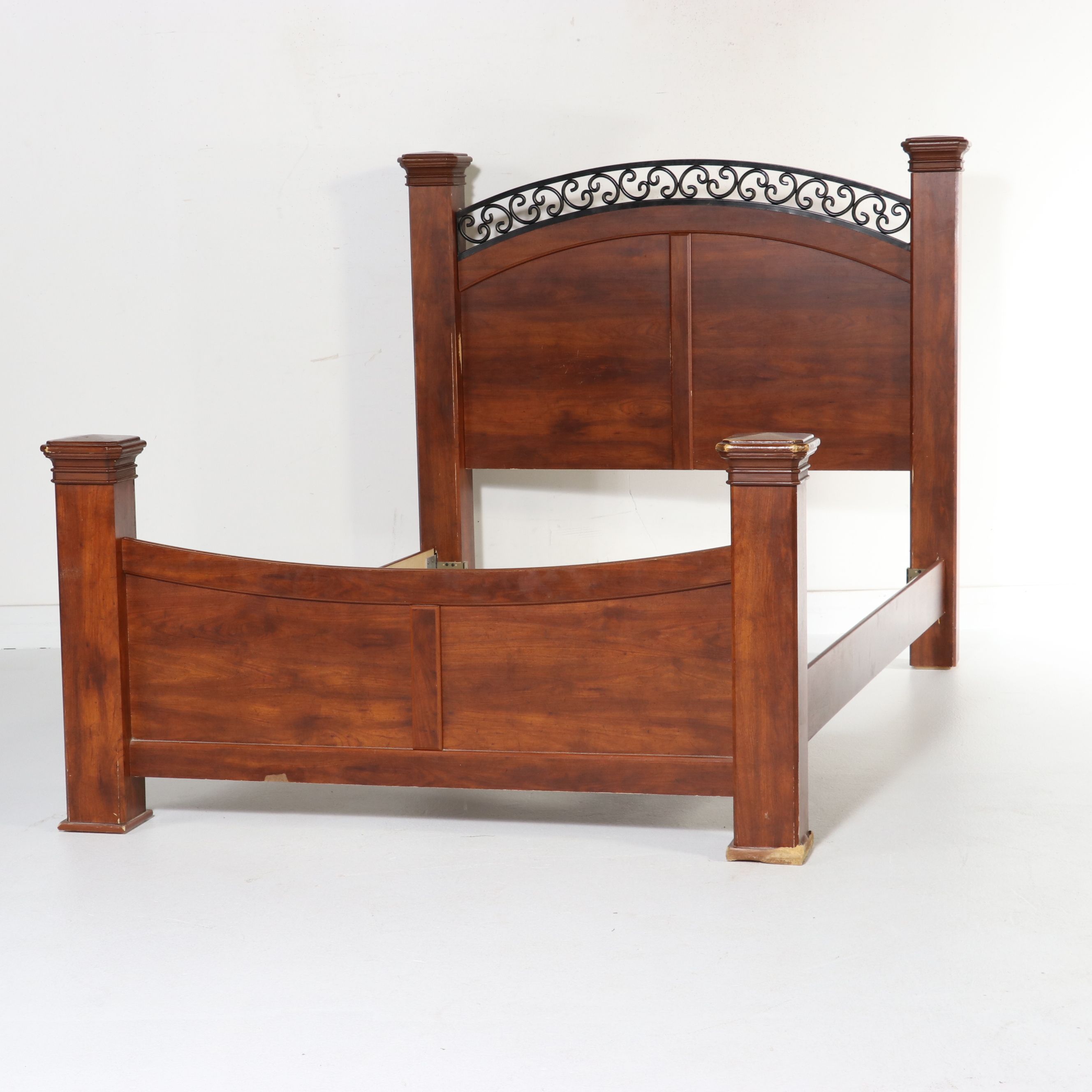 Timberline Furniture Cherry Finish "Ashworth" Dresser and Queen Size Bed Frame