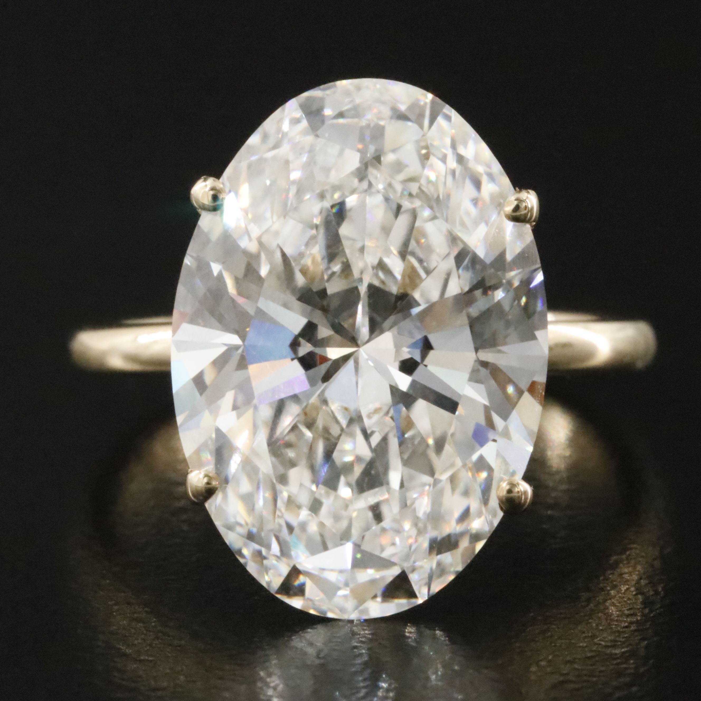 14K 9.56 CT Lab Grown Diamond Solitaire Ring with IGI Report