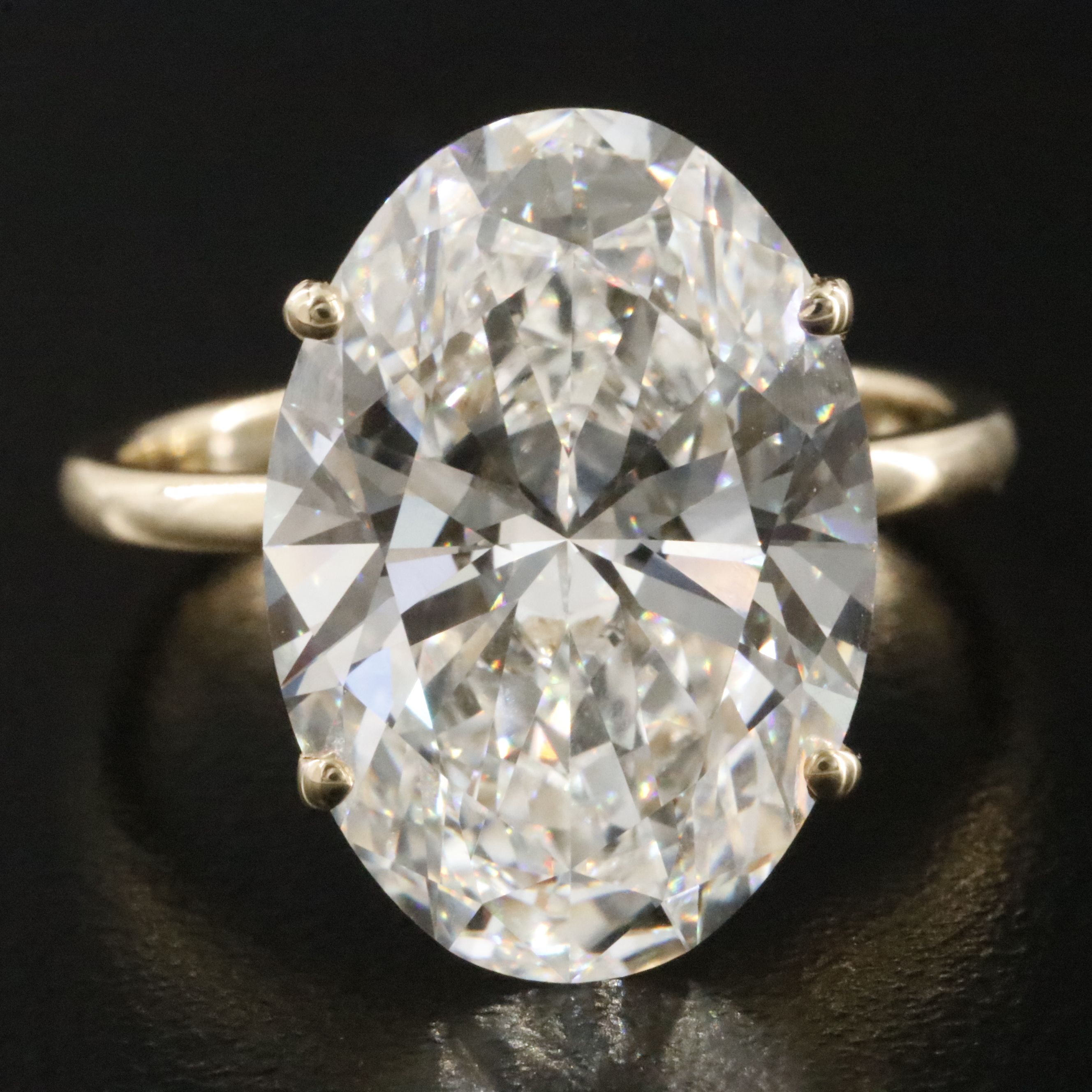 14K 9.56 CT Lab Grown Diamond Solitaire Ring with IGI Report