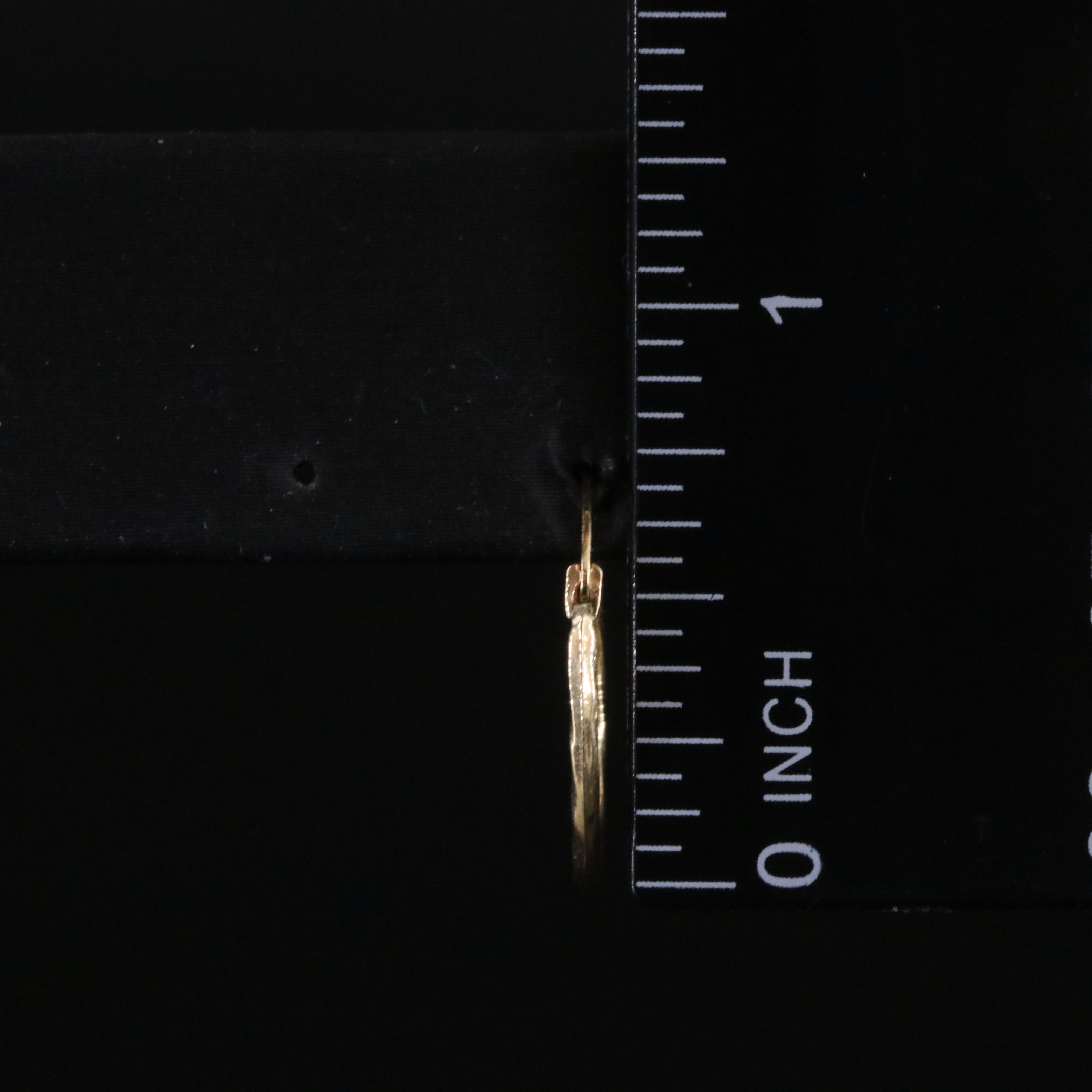 14K Fluted Oval Hoop Earrings