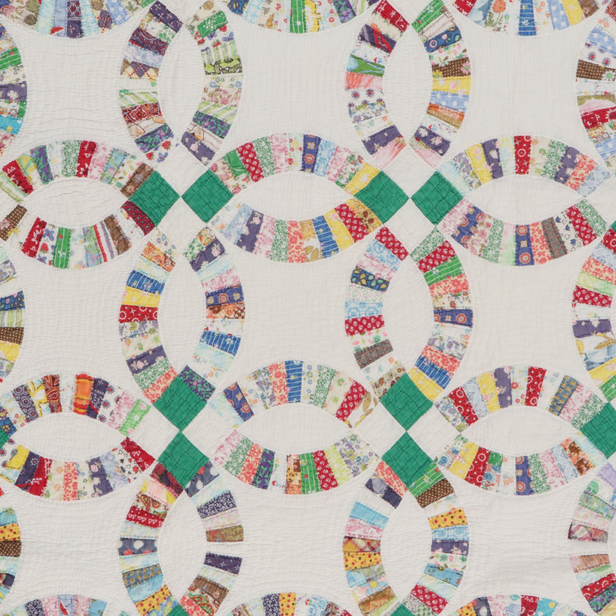 Hand-Pieced Double Wedding Ring Quilt