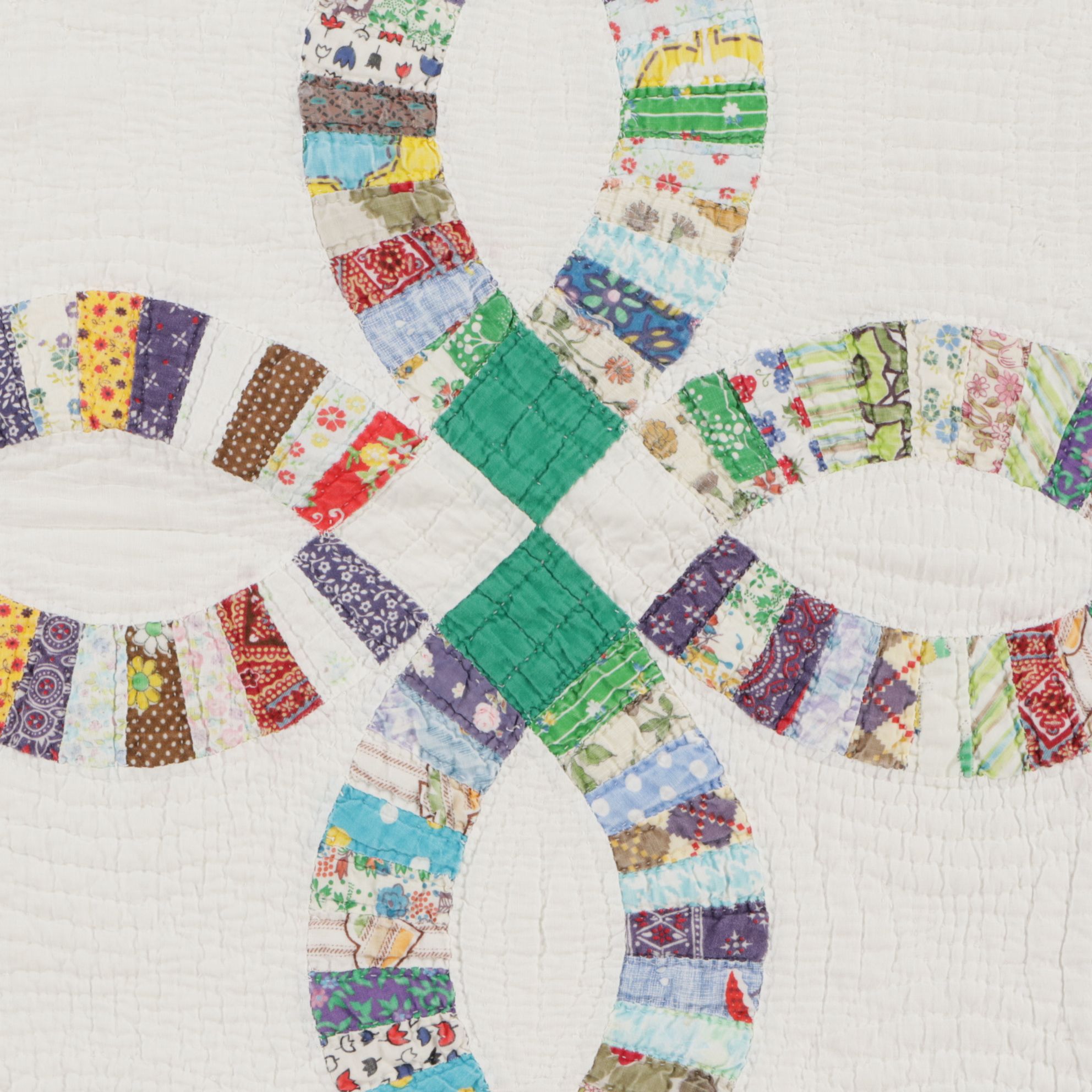 Hand-Pieced Double Wedding Ring Quilt