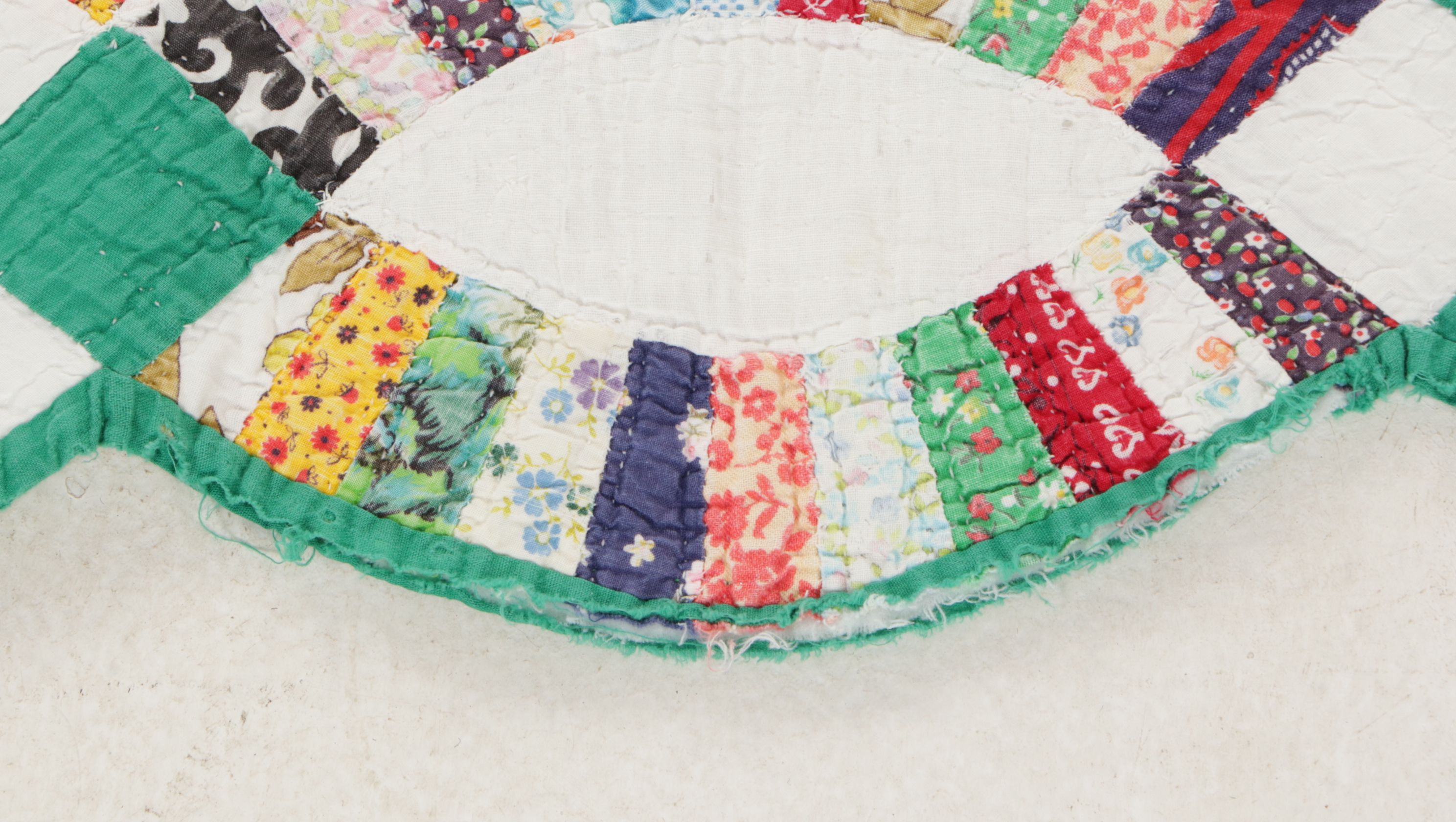 Hand-Pieced Double Wedding Ring Quilt