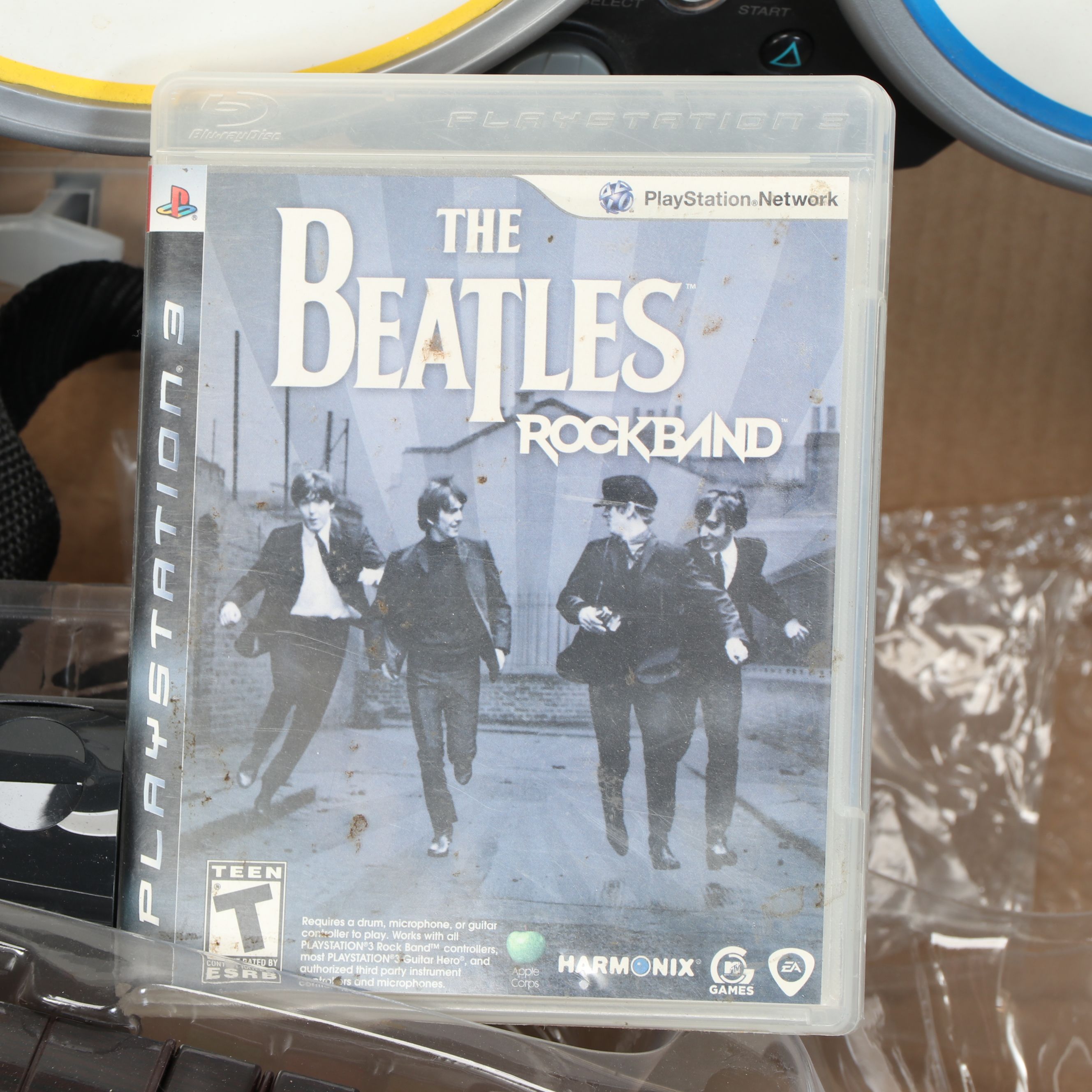 RockBand The Beatles Guitar and Drums with Other Game and Accessory