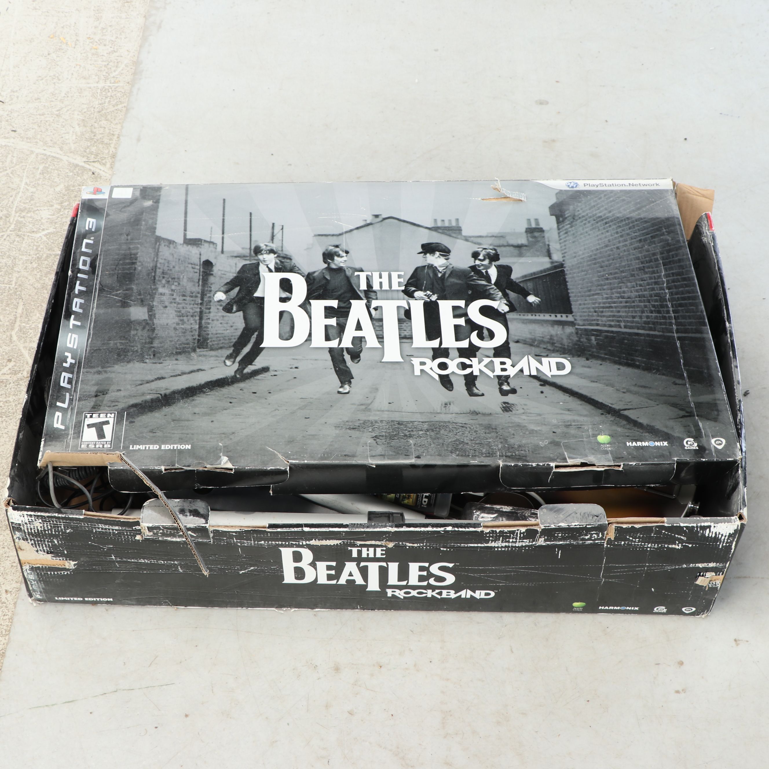 RockBand The Beatles Guitar and Drums with Other Game and Accessory