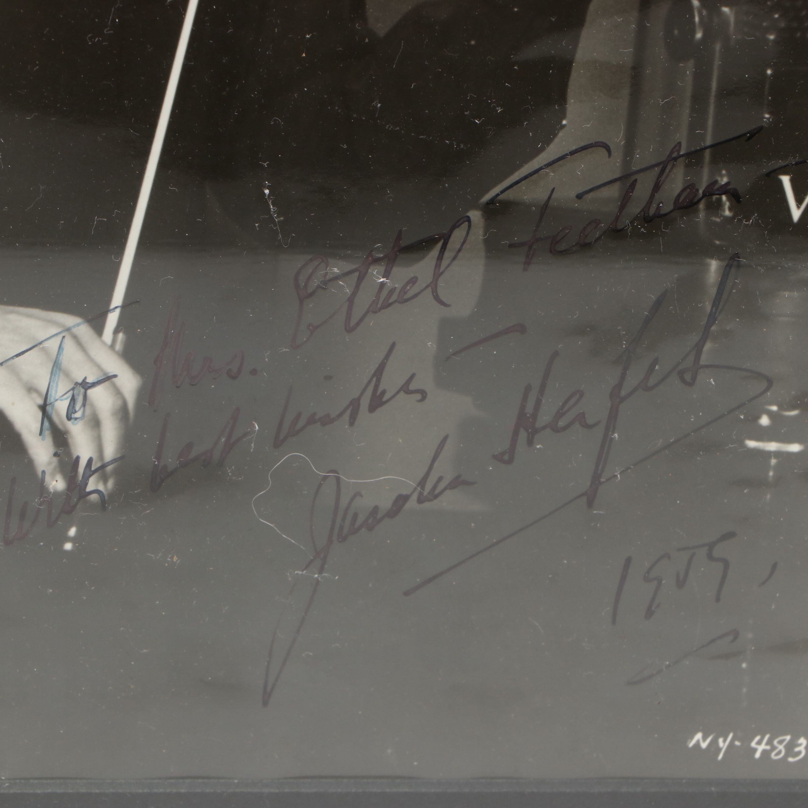 Jascha Heifetz Signed Photograph, 1955