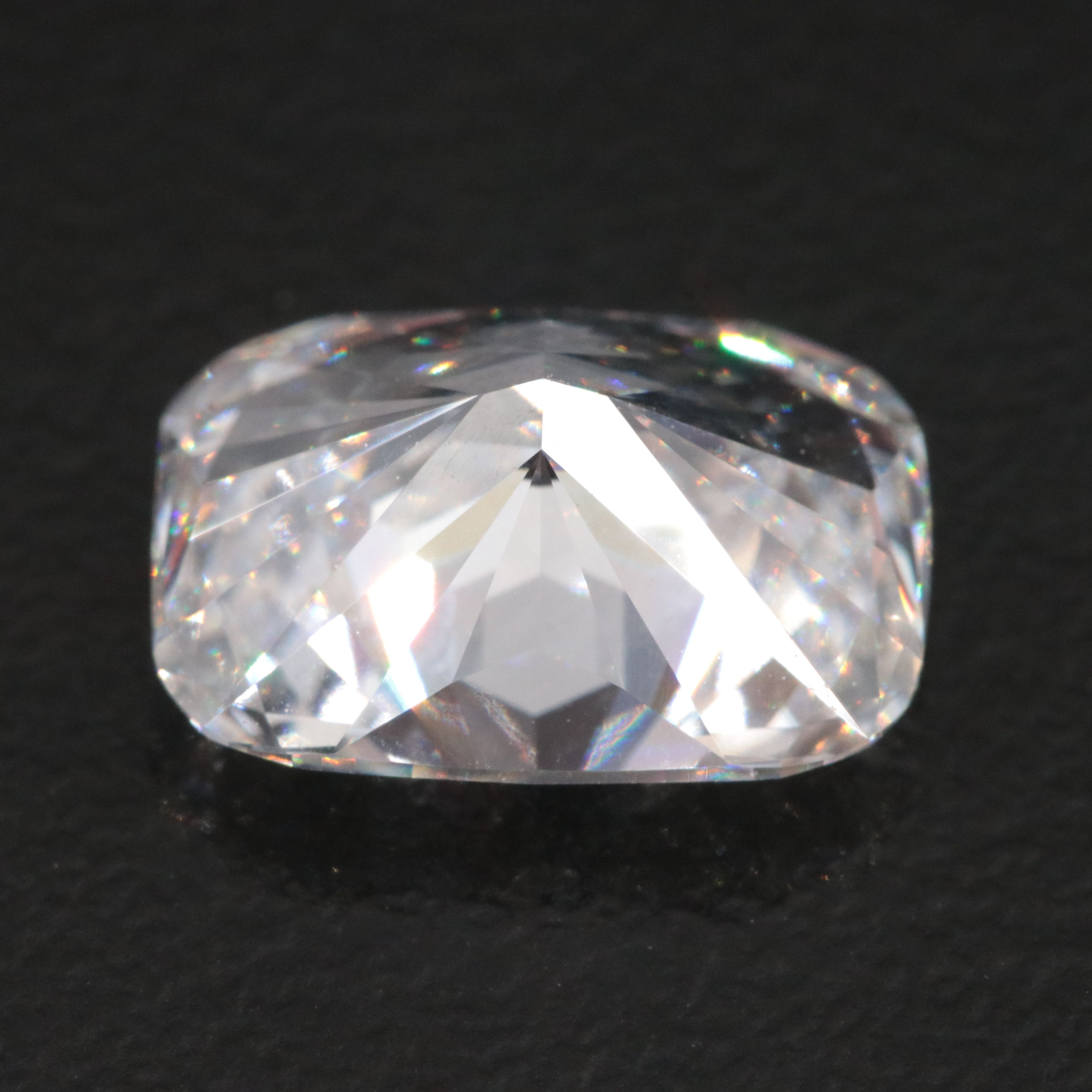 Loose 3.09 CT Lab Grown Diamond with IGI Report
