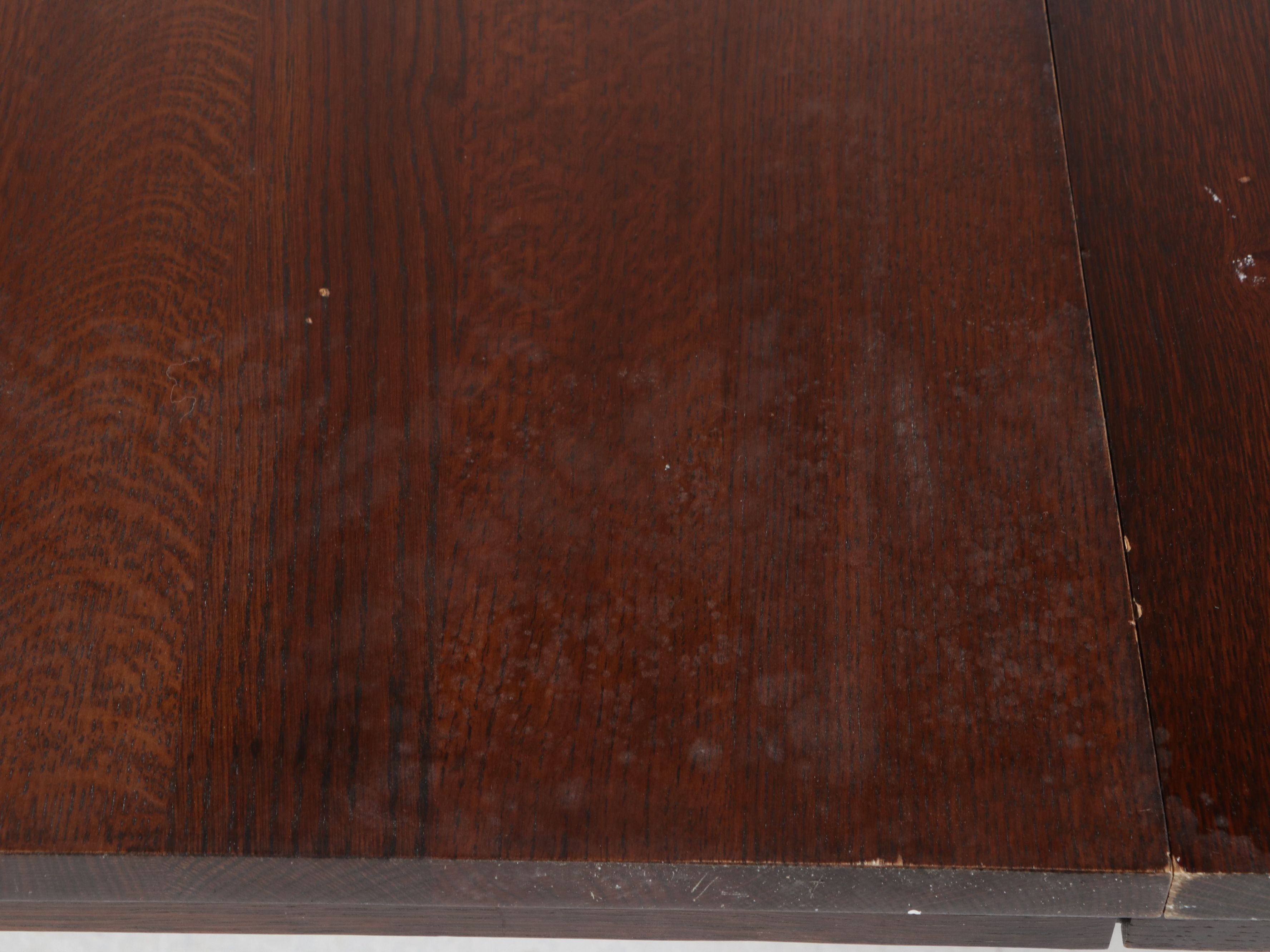 Stickley Mission Collection Quartersawn Oak Pedestal Dining Table, 2008