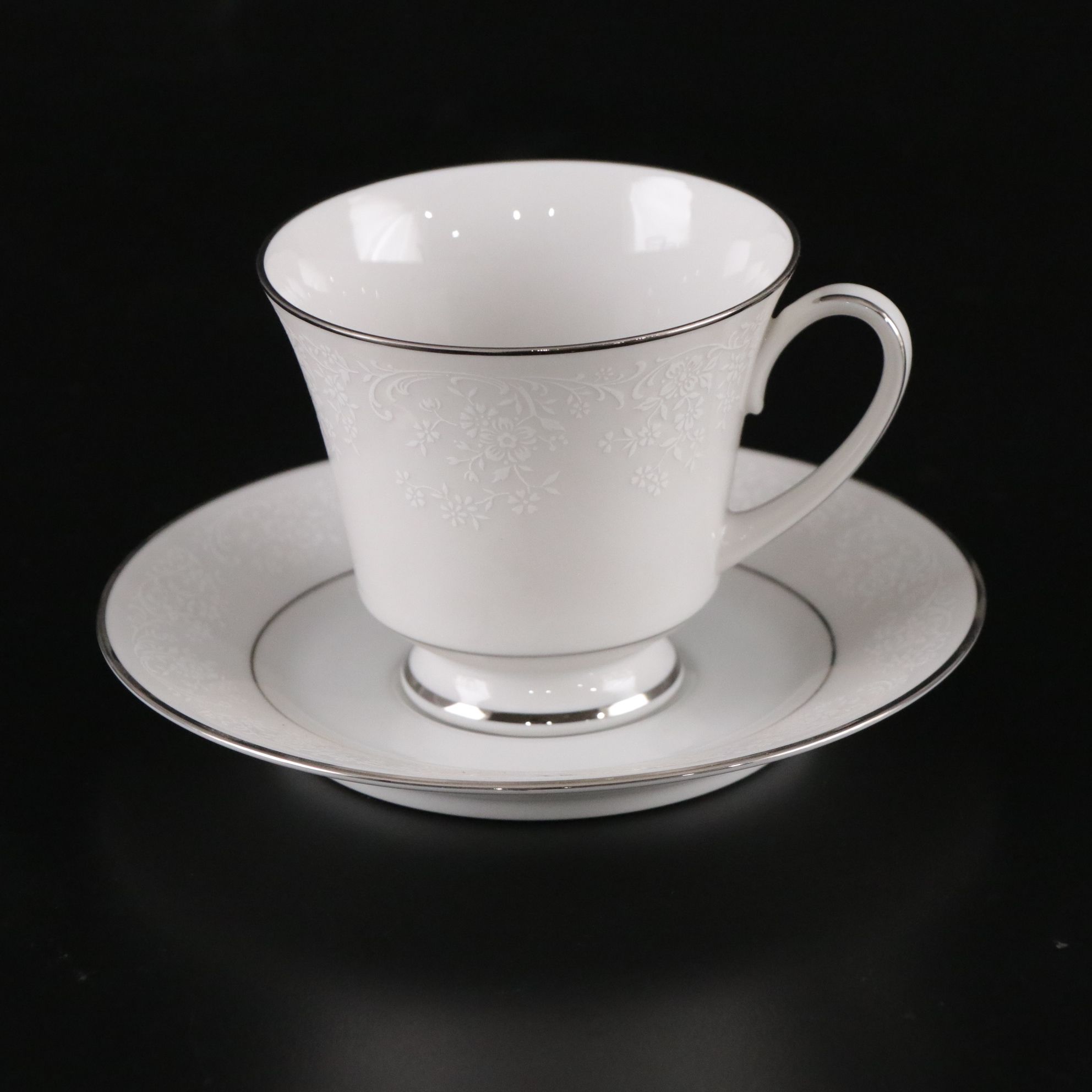 Noritake "Tahoe" & Fostoria "Sheffield" Platinum Trim Dinnerware & Glassware