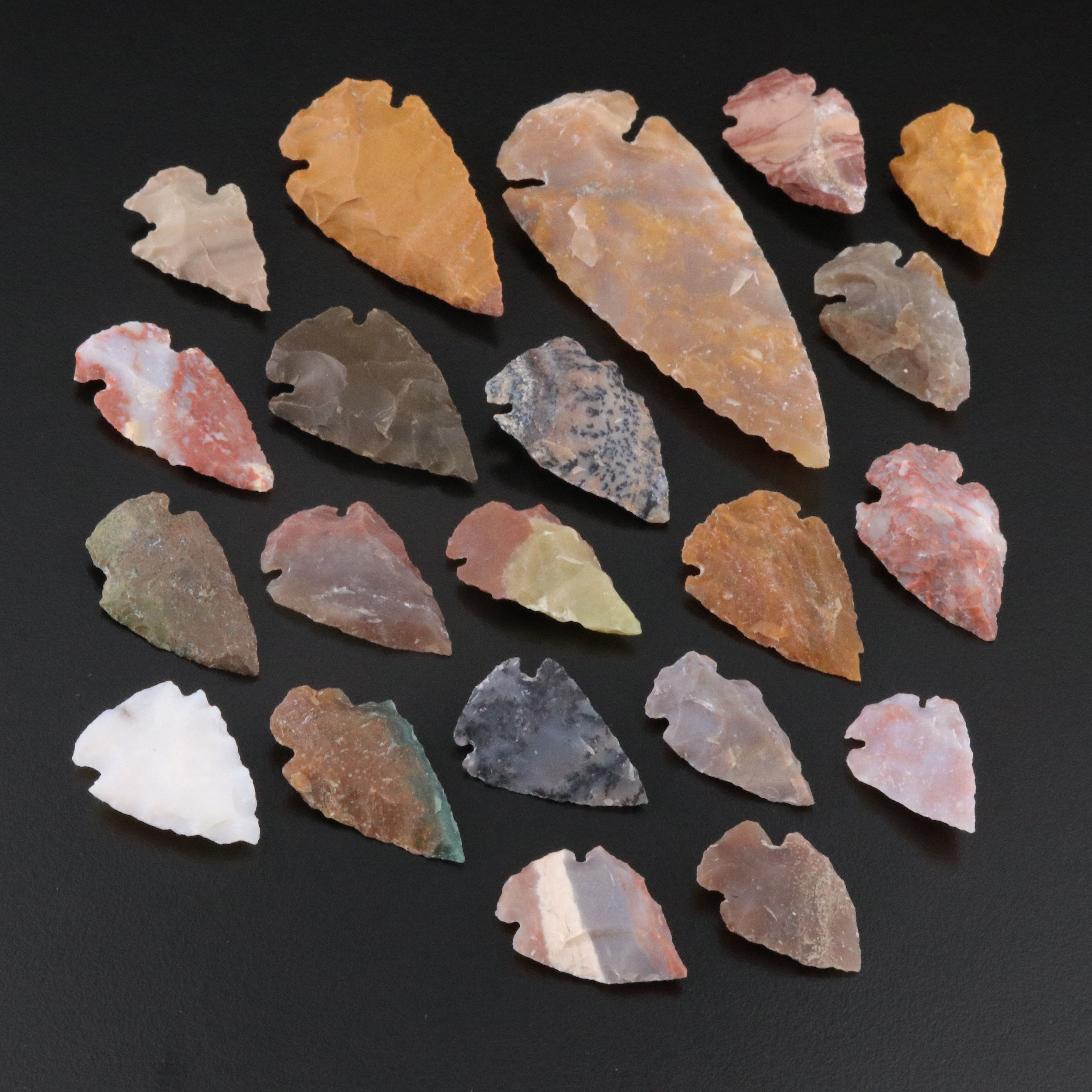Loose Flint and Chert Arrowhead Collection