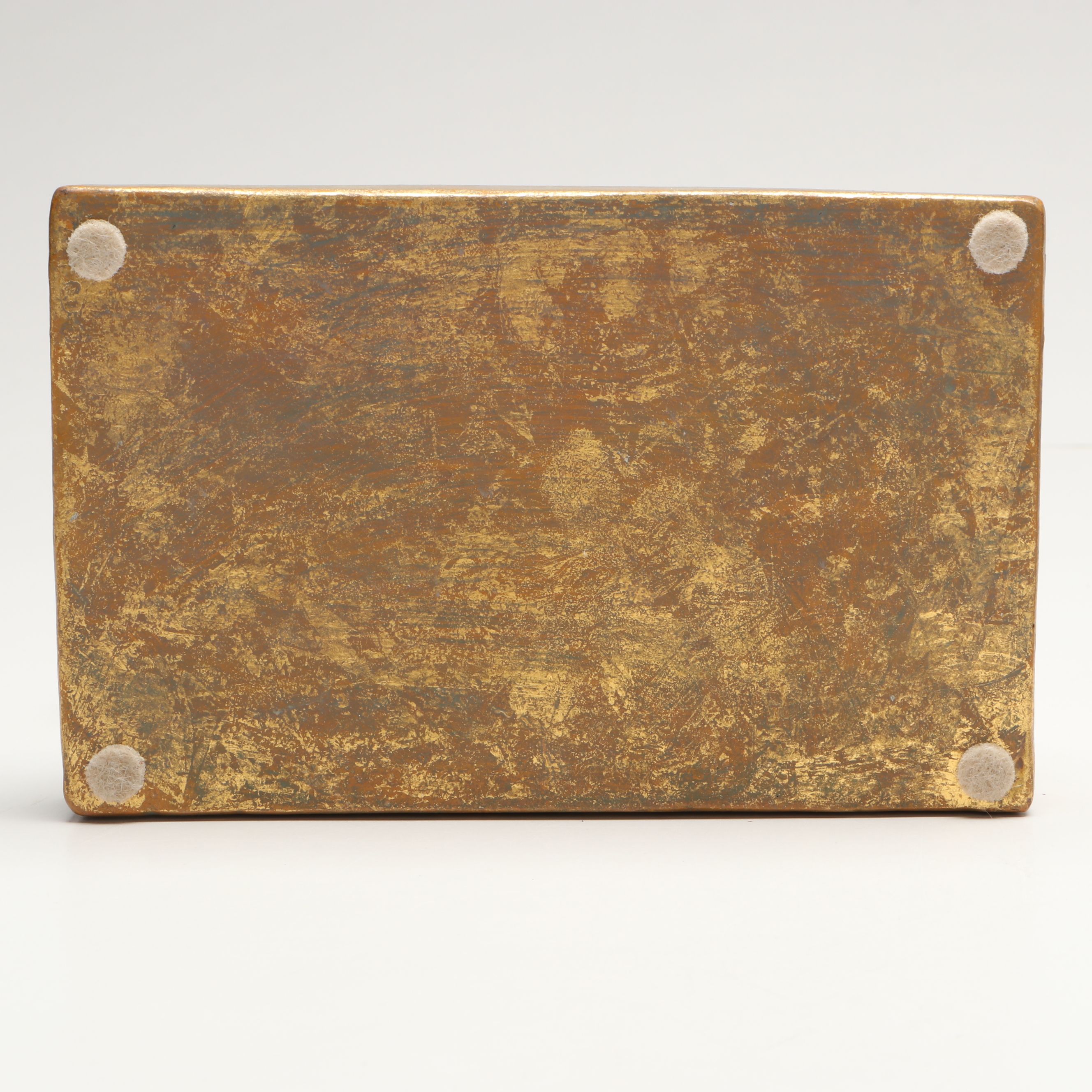 Baroque Style Metallic Finish Bookends and Ceramic Acanthus Leaf Wall Shelves