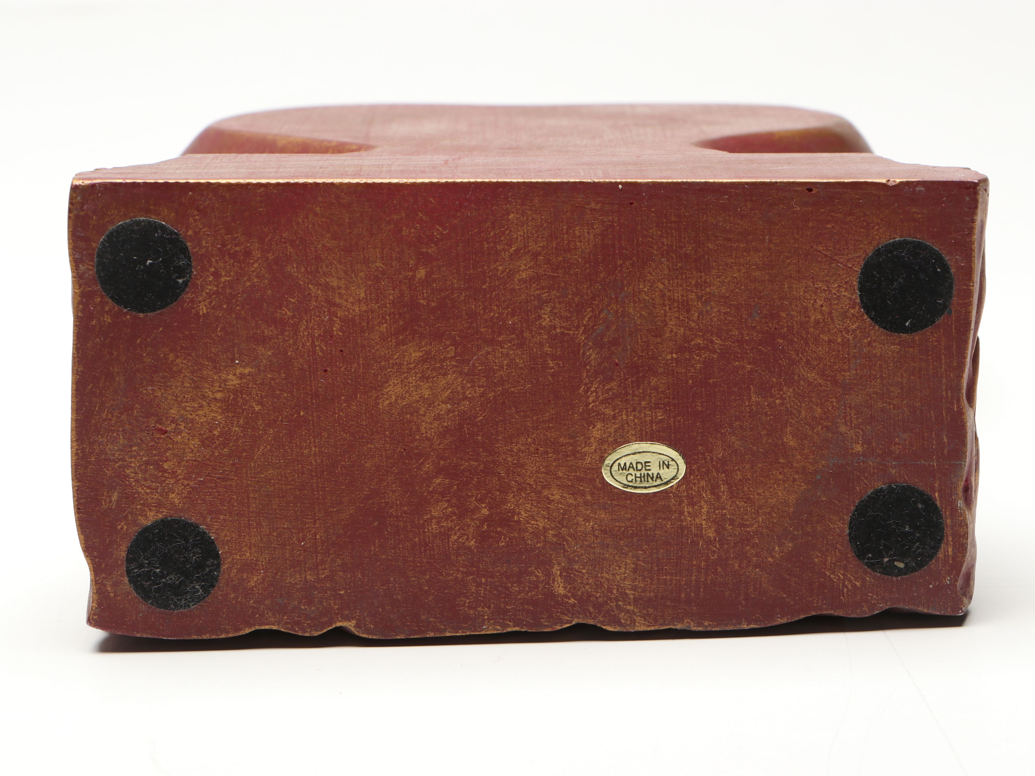 Baroque Style Metallic Finish Bookends and Ceramic Acanthus Leaf Wall Shelves