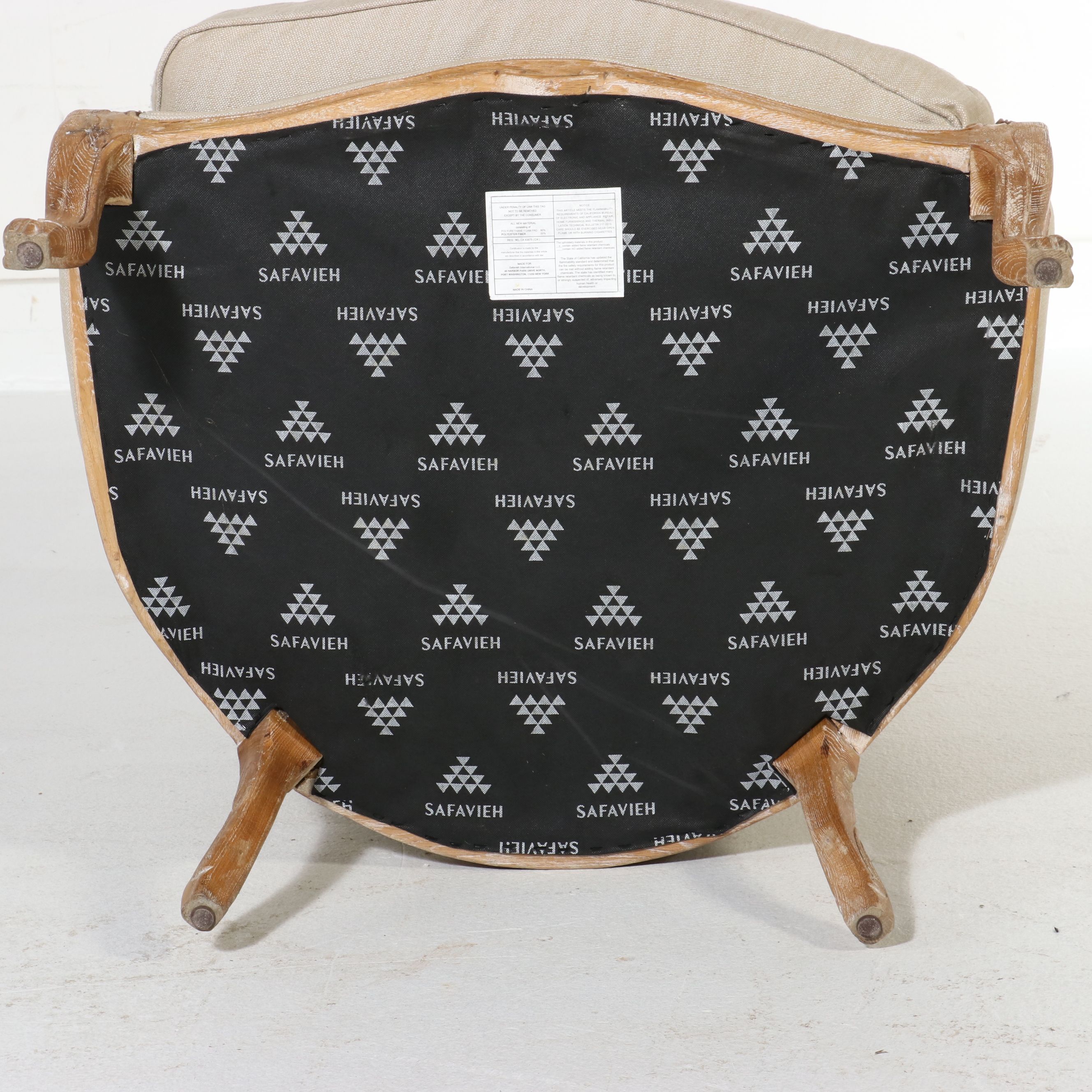 Safavieh French Provincial Style Porter’s Chair