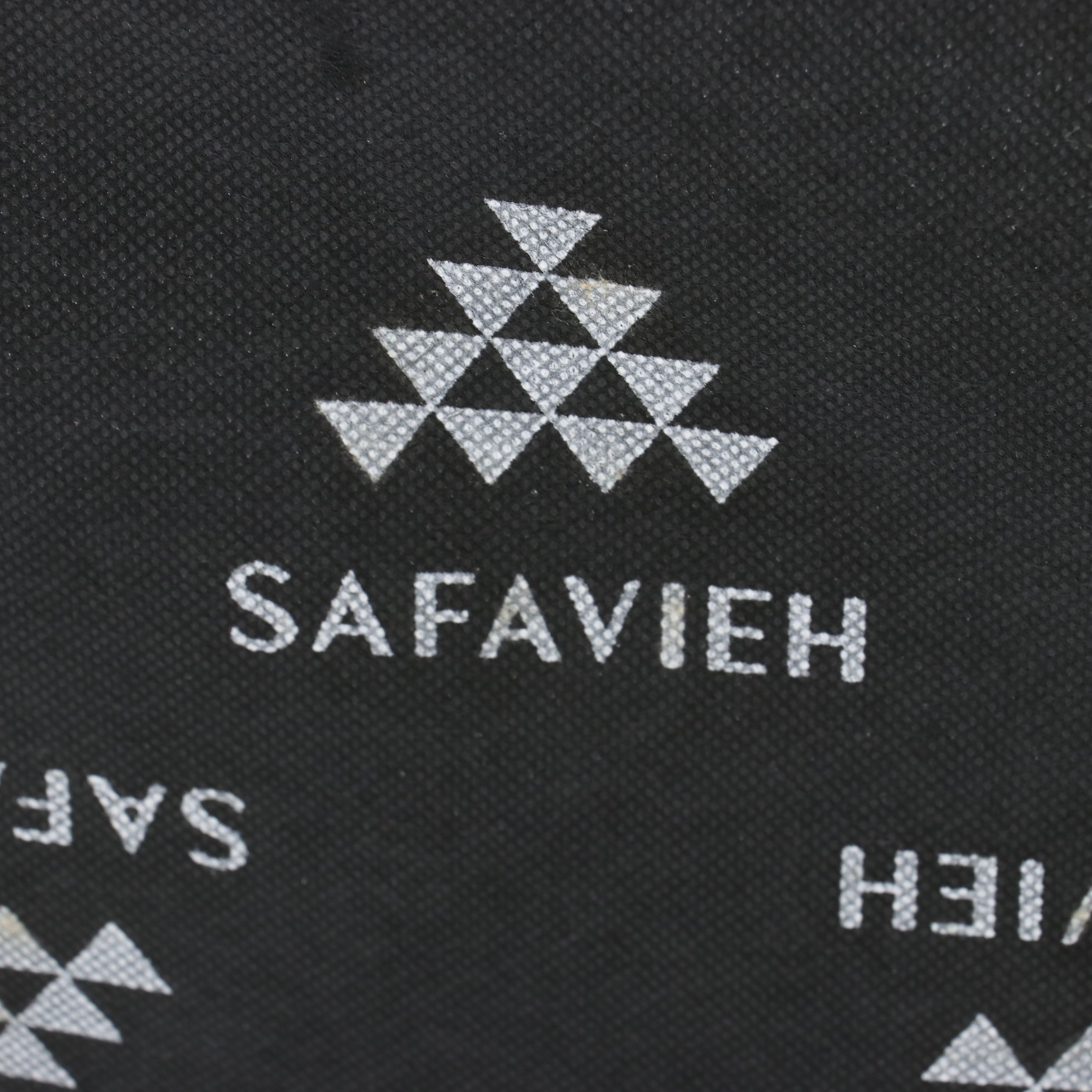 Safavieh French Provincial Style Porter’s Chair