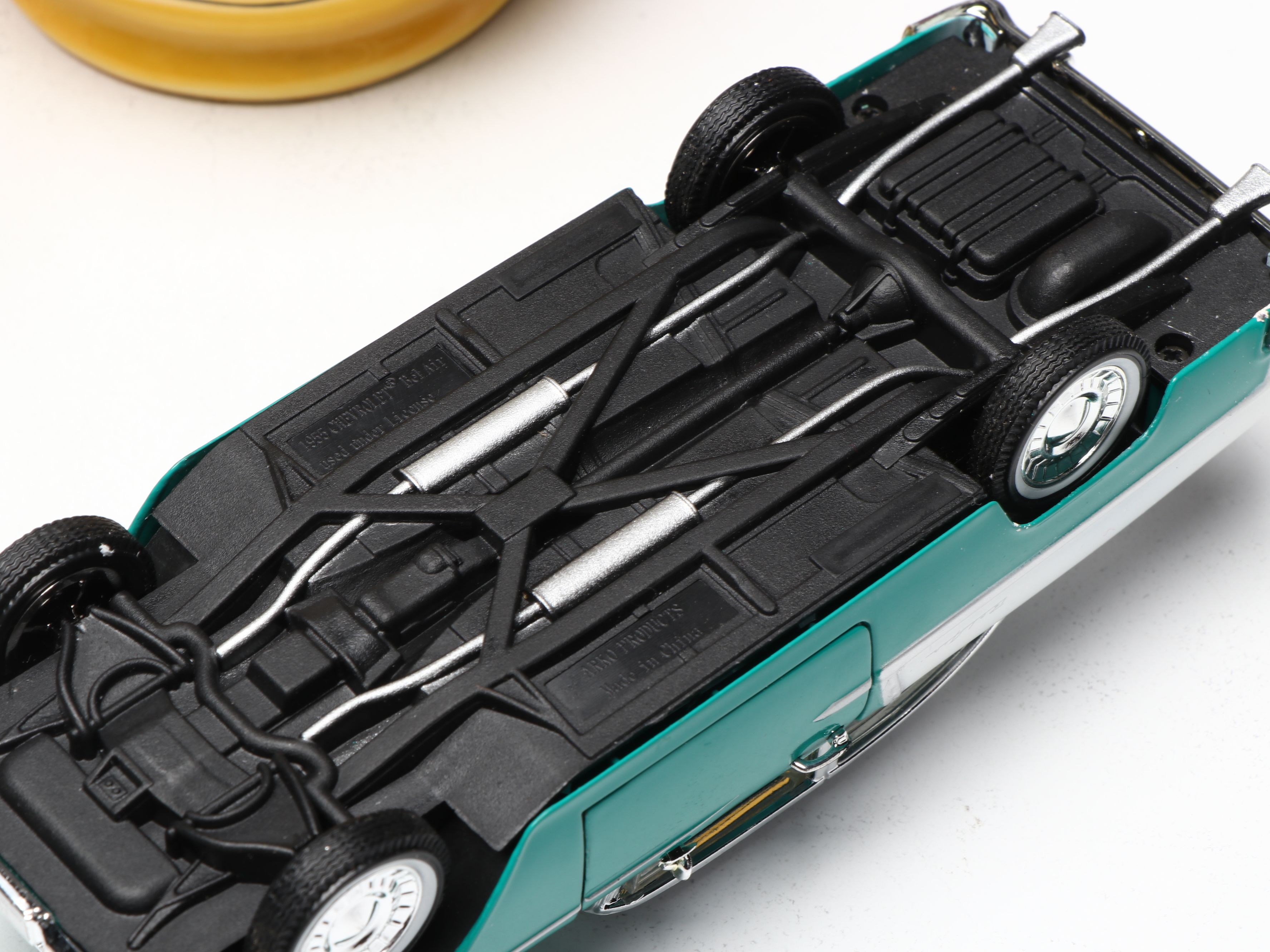 Coca-Cola Napkin Holder, "Peanuts" Porcelain Figurines, and More Collectibles