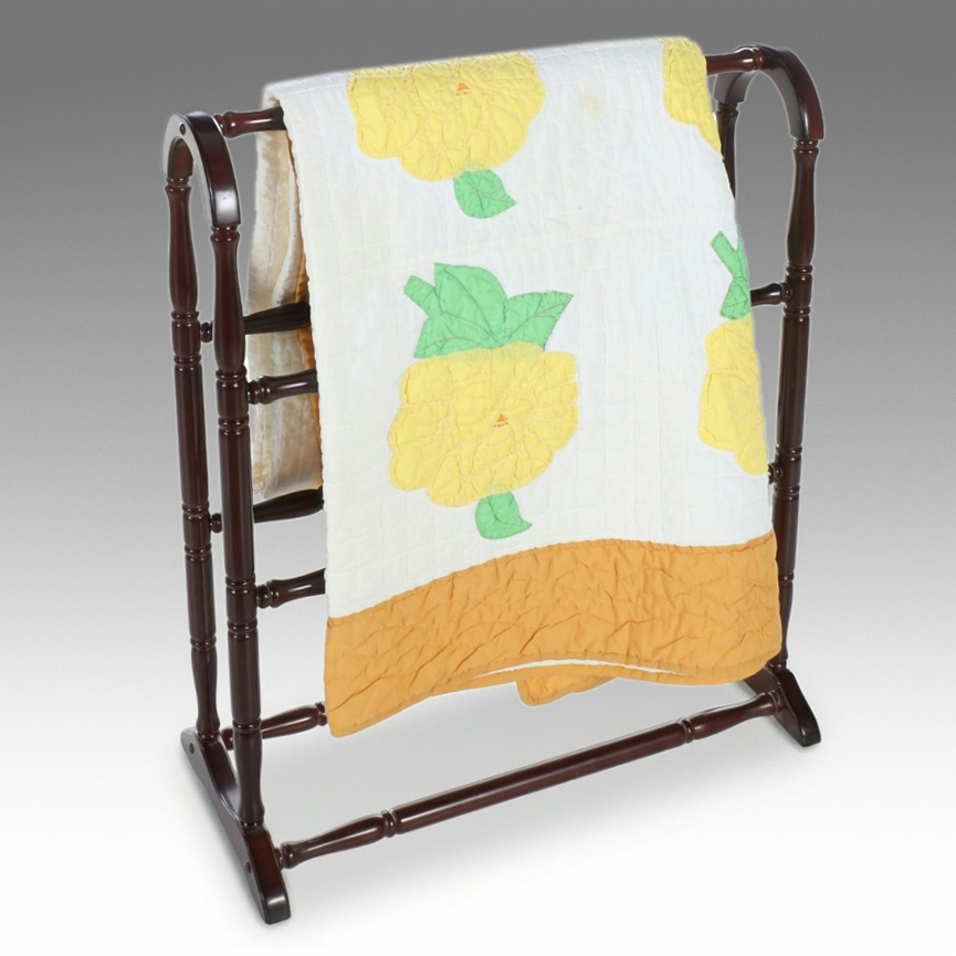 Wooden Blanket Rack with Floral Appliqué Quilt