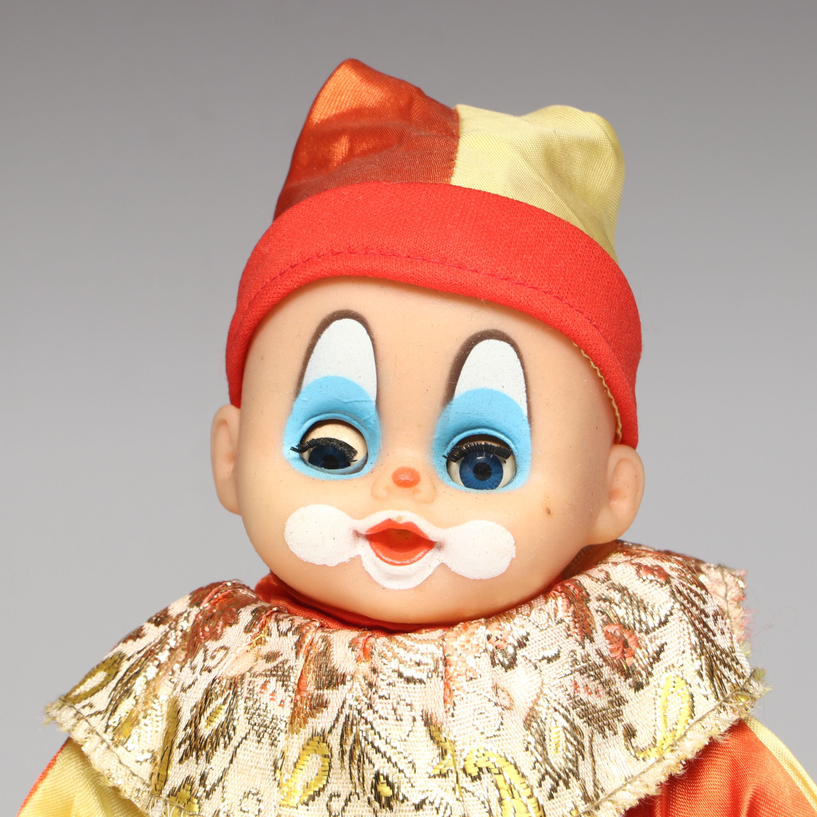 Jasco Porcelain Clown, Enesco Carousel and More Circus Décor