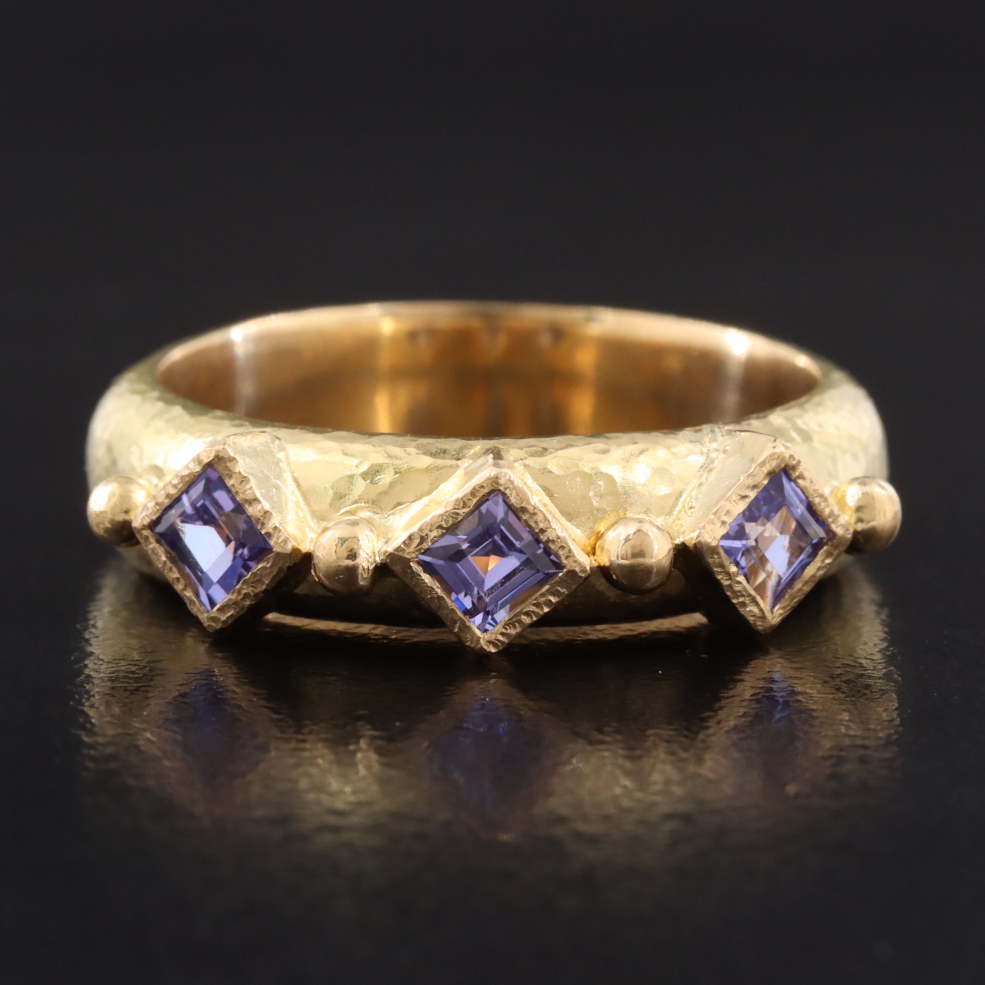 Elizabeth Locke 18K Tanzanite Hammered Ring