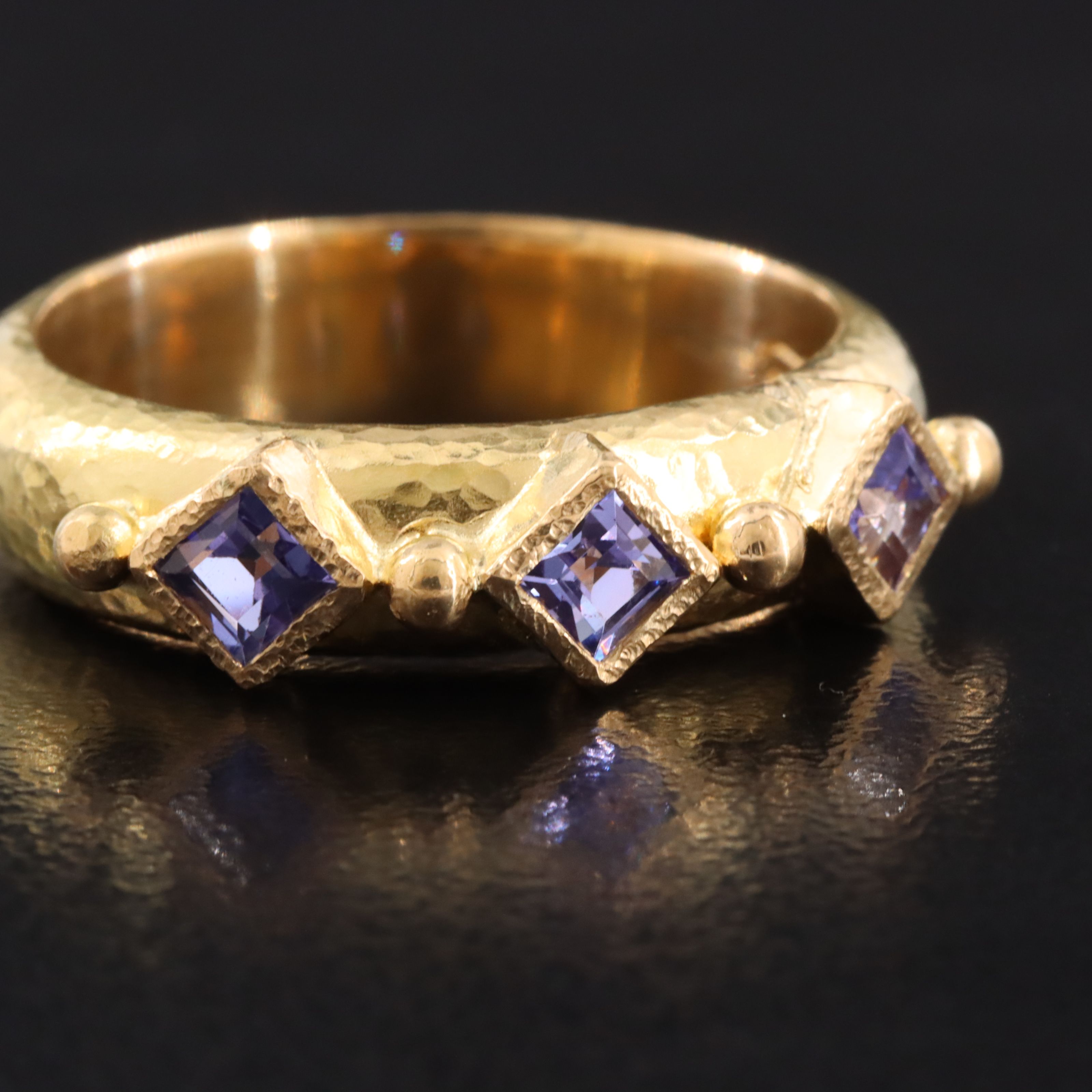 Elizabeth Locke 18K Tanzanite Hammered Ring