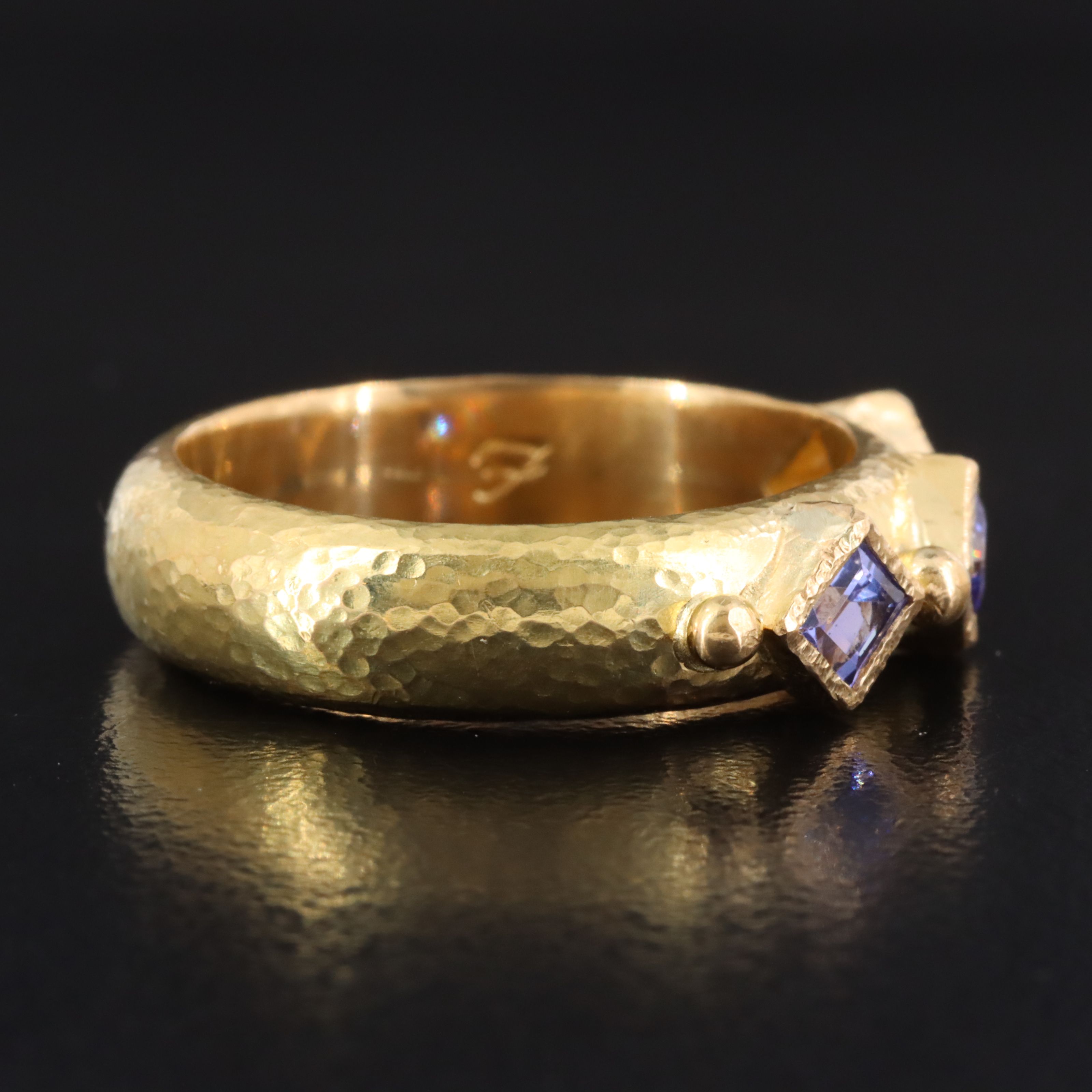 Elizabeth Locke 18K Tanzanite Hammered Ring