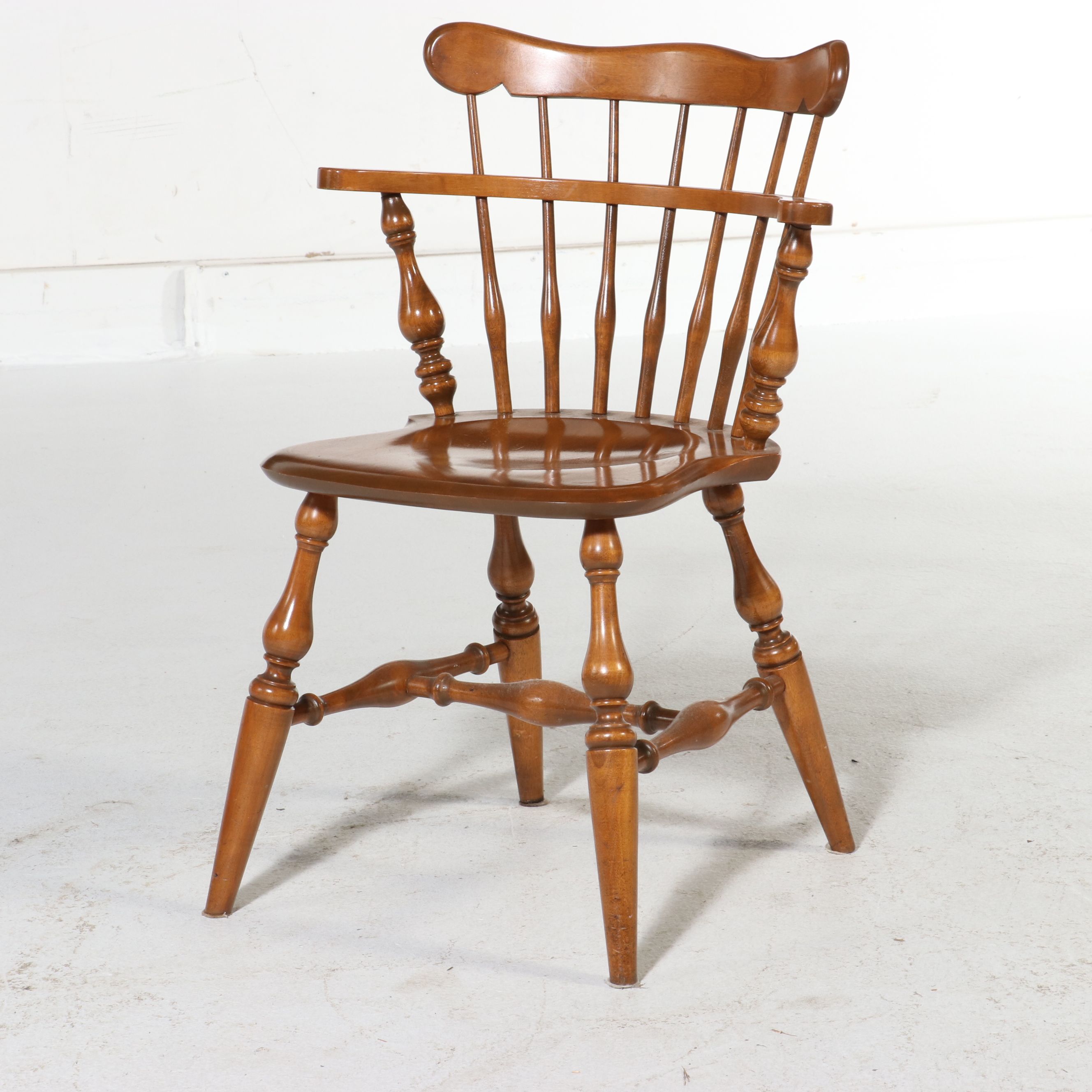 Ethan Allen by Baumritter Colonial Revival Style Six-Piece Maple Dining Set